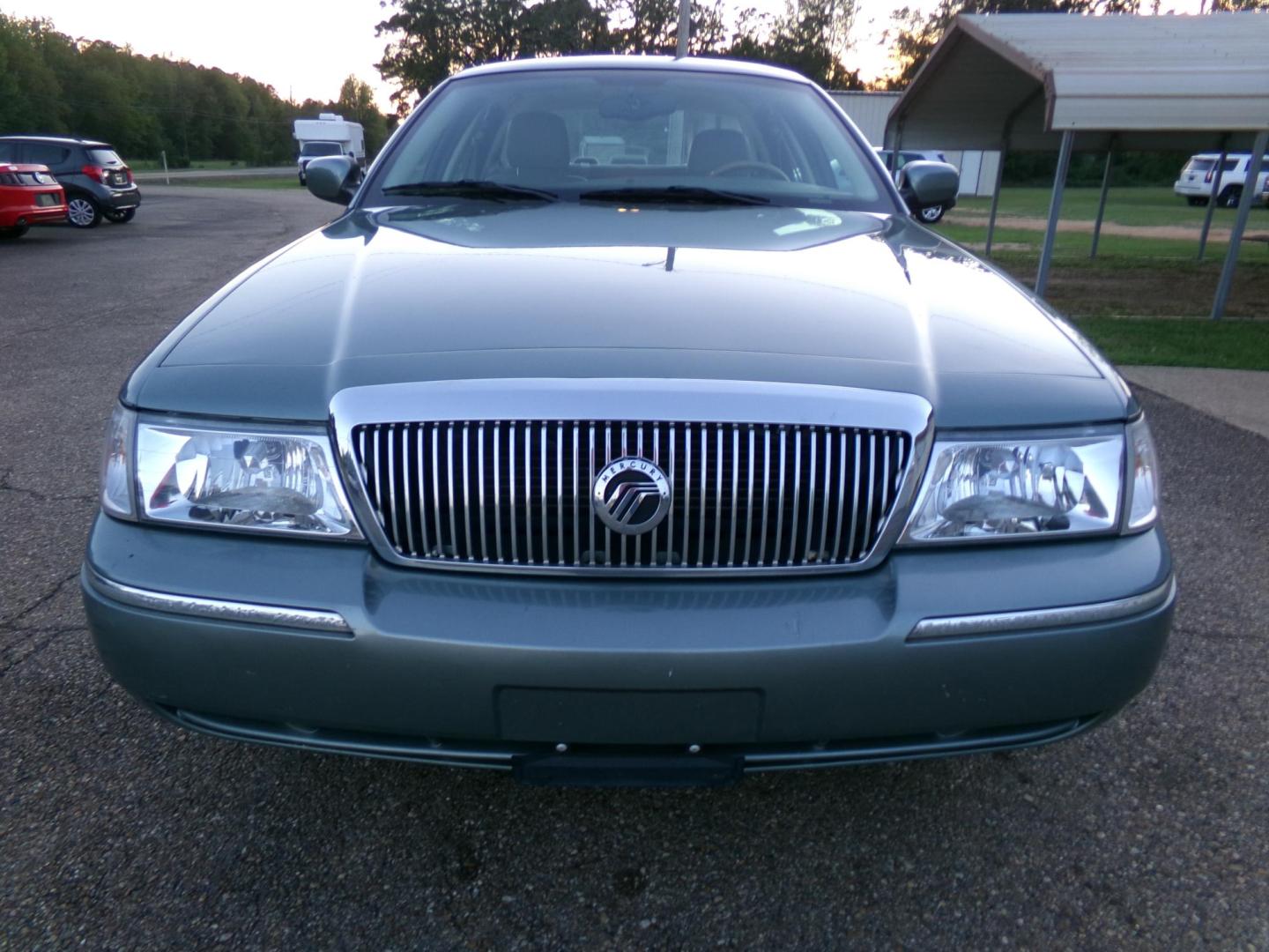 2005 Light Tundra Metallic /Tan Mercury Grand Marquis LS Premium (2MEHM75W25X) with an 4.6L V8 OHC 16V engine, 4-Speed Automatic Overdrive transmission, located at 401 First NE, Bearden, AR, 71720, (870) 687-3414, 33.726528, -92.611519 - Photo#22