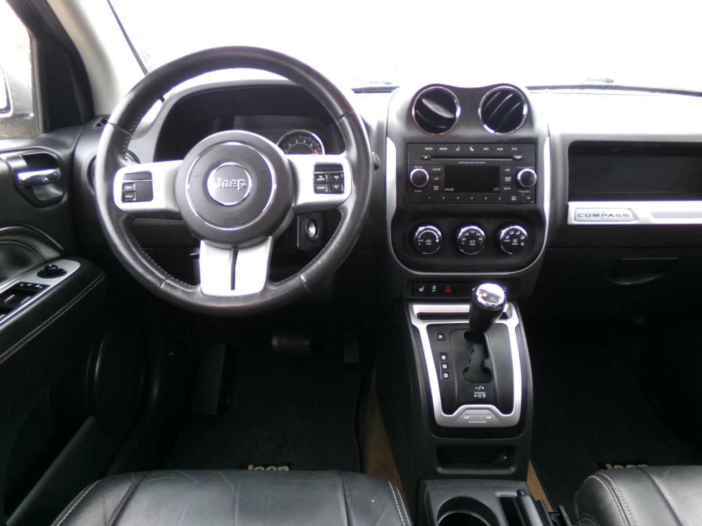 2016 Silver /Black Jeep Compass Latitude FWD (1C4NJCEA3GD) with an 2.0L L4 DOHC 16V engine, CVT transmission, located at 401 First NE, Bearden, AR, 71720, (870) 687-3414, 33.726528, -92.611519 - Photo#16