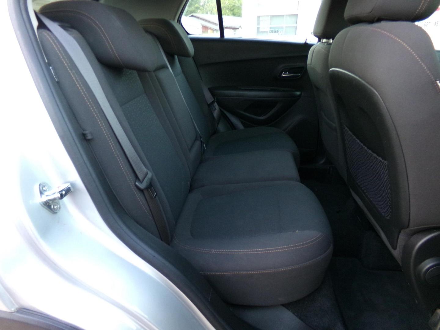 2018 Silver /Charcoal Chevrolet Trax LS FWD (KL7CJKSB5JB) with an 1.4L L4 DOHC 16V engine, 6A transmission, located at 401 First NE, Bearden, AR, 71720, (870) 687-3414, 33.726528, -92.611519 - Photo#14