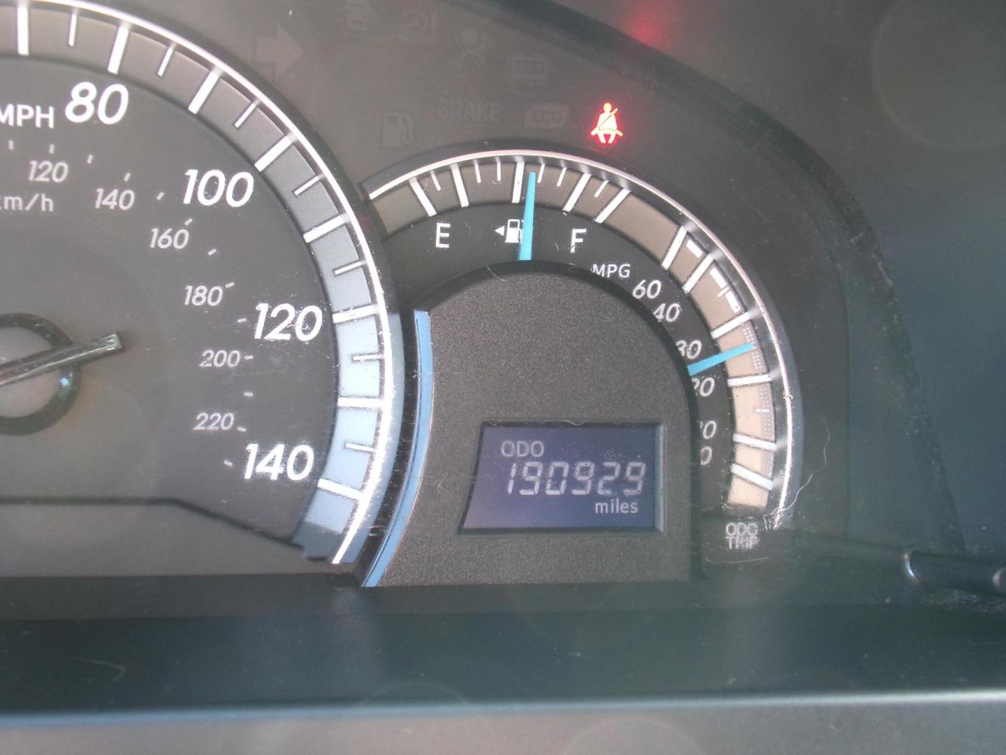 2012 Gray /Black Toyota Camry SE (4T1BF1FK3CU) with an 2.5L L4 DOHC 16V engine, 6-Speed Automatic transmission, located at 401 First NE, Bearden, AR, 71720, (870) 687-3414, 33.726528, -92.611519 - Photo#8