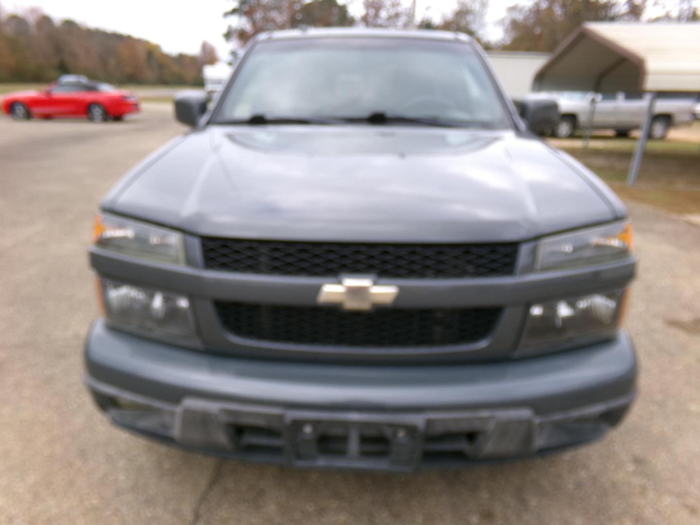 2012 Gray /Gray Chevrolet Colorado 1LT Ext. Cab 2WD (1GCESCF97C8) with an 2.9L L4 DOHC 16V engine, 4-Speed Automatic transmission, located at 400 First NW, Bearden, AR, 71720, (870) 687-3414, 0.000000, 0.000000 - Photo#15