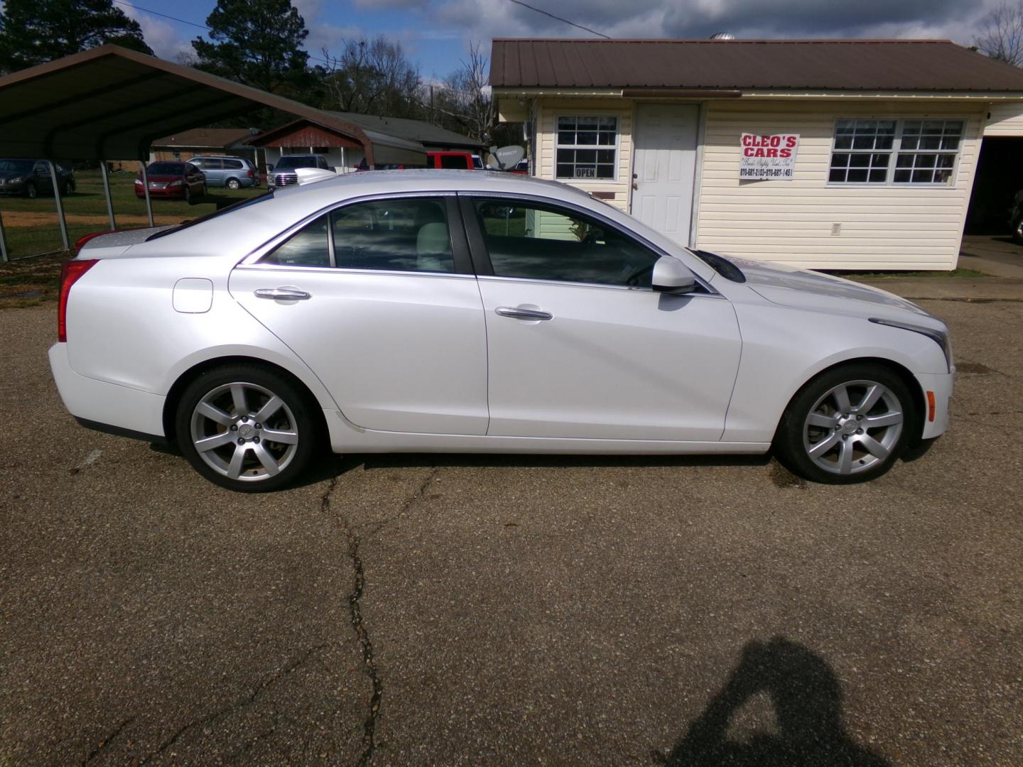 2016 Crystal White Tricoat /Gray Cadillac ATS 2.5L Standard RWD (1G6AA5RA7G0) with an 2.5L L4 DOHC 16V engine, 6A transmission, located at 400 First NW, Bearden, AR, 71720, (870) 687-3414, 0.000000, 0.000000 - Photo#1