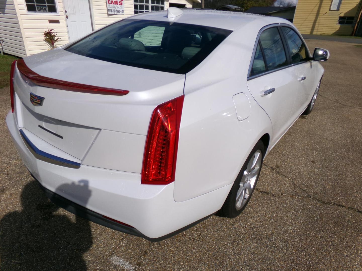 2016 Crystal White Tricoat /Gray Cadillac ATS 2.5L Standard RWD (1G6AA5RA7G0) with an 2.5L L4 DOHC 16V engine, 6A transmission, located at 400 First NW, Bearden, AR, 71720, (870) 687-3414, 0.000000, 0.000000 - Photo#2