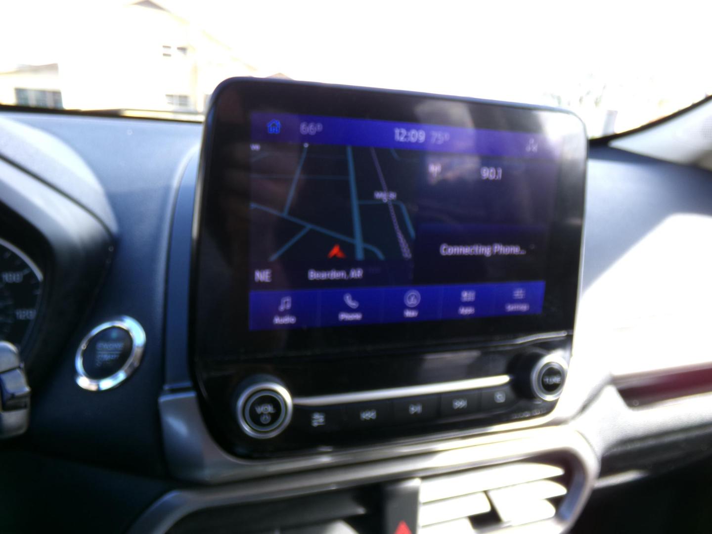 2021 Smoke Metallic /Charcoal Ford EcoSport SE (MAJ3S2GE2MC) with an 1.0L L3 engine, 6A transmission, located at 400 First NW, Bearden, AR, 71720, (870) 687-3414, 0.000000, 0.000000 - Photo#9