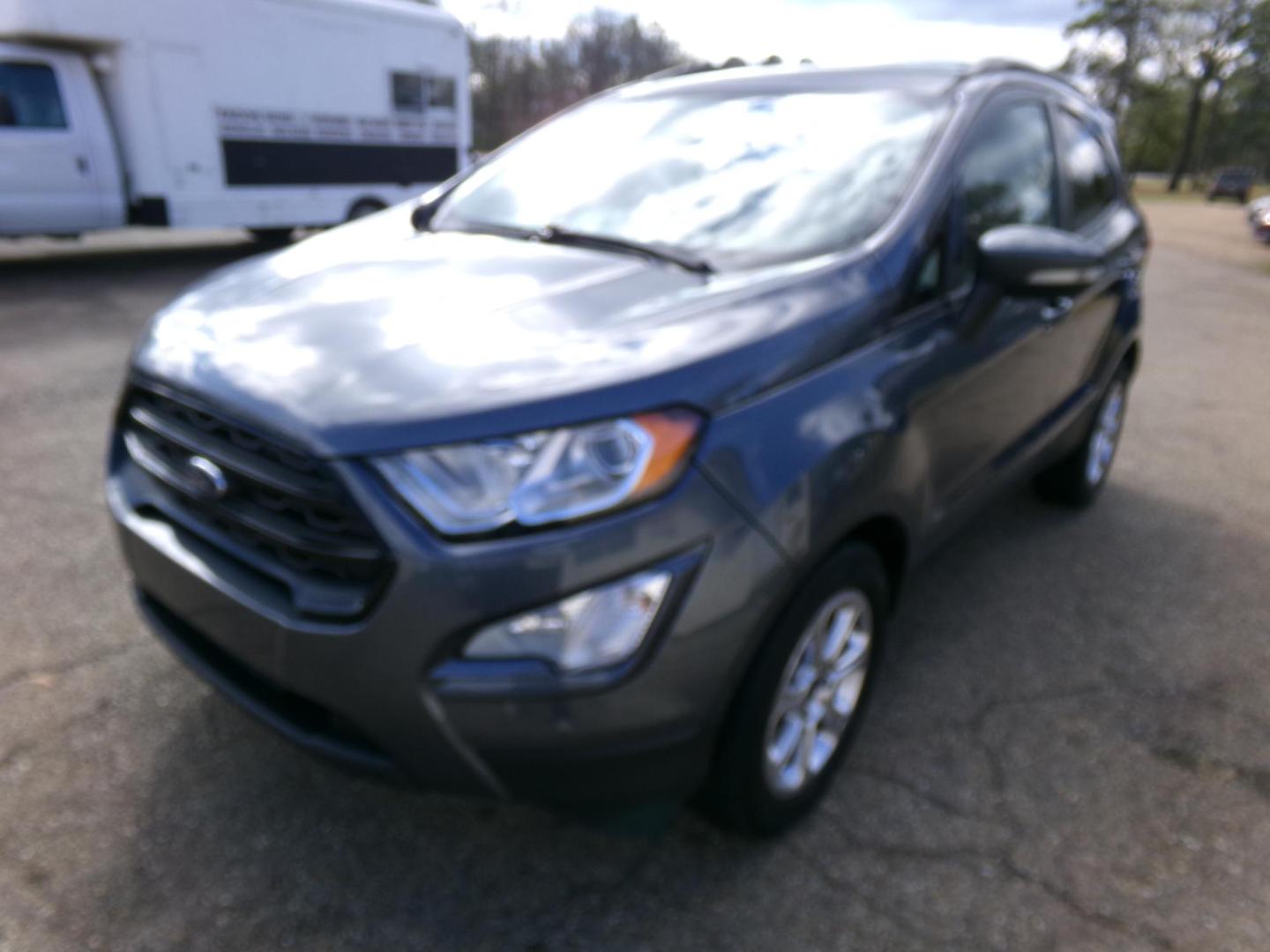 2021 Smoke Metallic /Charcoal Ford EcoSport SE (MAJ3S2GE2MC) with an 1.0L L3 engine, 6A transmission, located at 400 First NW, Bearden, AR, 71720, (870) 687-3414, 0.000000, 0.000000 - Photo#24