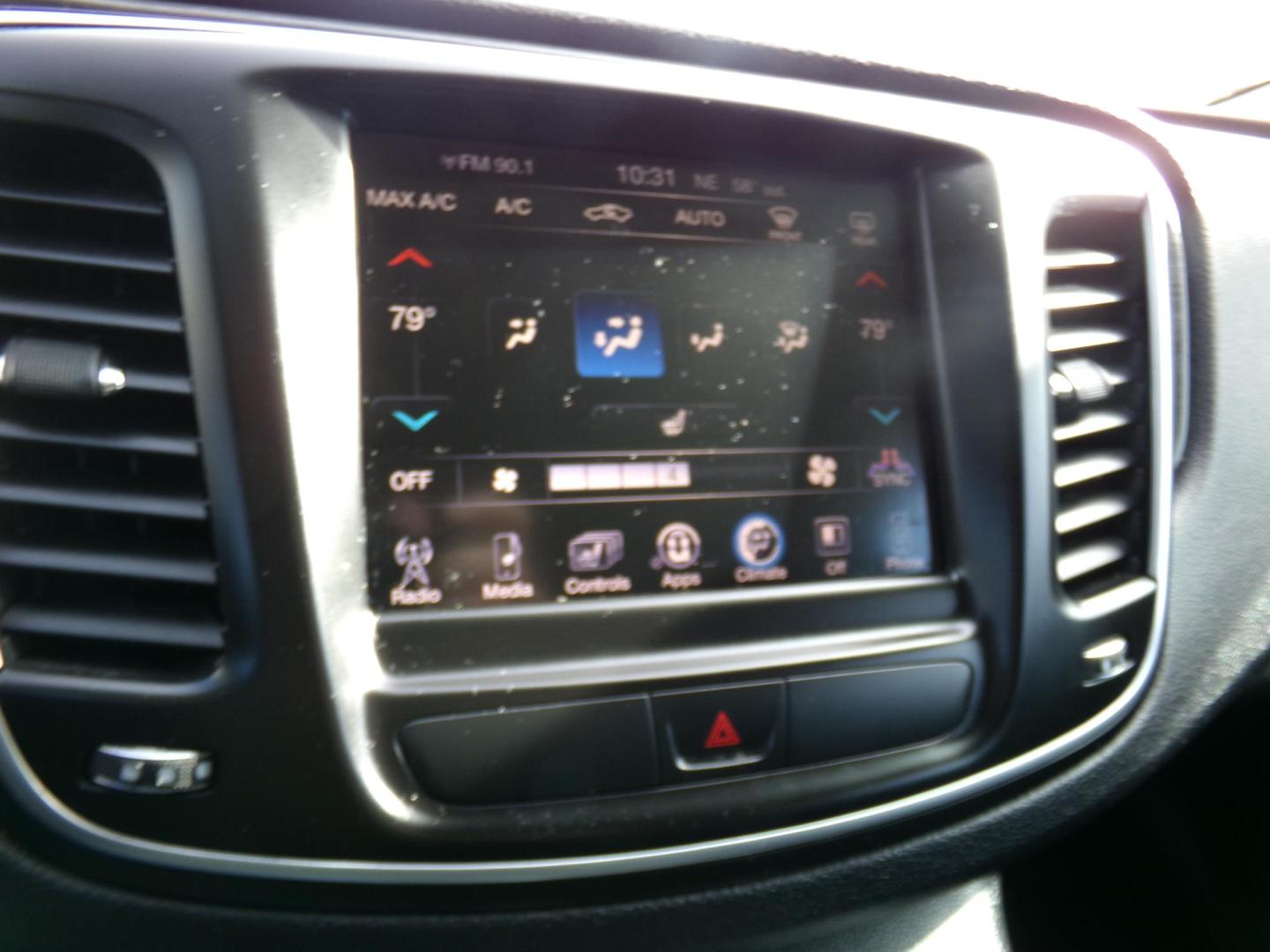 2015 Blue Streak Pearl /Black Chrysler 200 Limited (1C3CCCAB3FN) with an 2.4L L4 DOHC 16V engine, 9-Speed Automatic transmission, located at 400 First NW, Bearden, AR, 71720, (870) 687-3414, 0.000000, 0.000000 - Photo#8