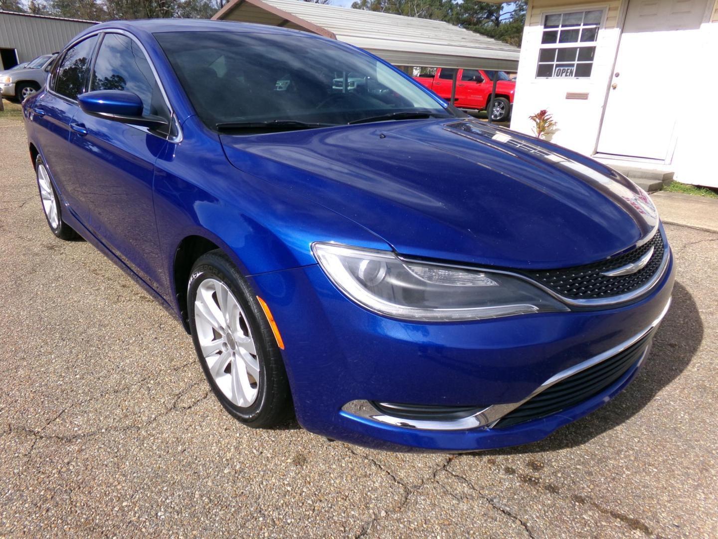 2015 Blue Streak Pearl /Black Chrysler 200 Limited (1C3CCCAB3FN) with an 2.4L L4 DOHC 16V engine, 9-Speed Automatic transmission, located at 400 First NW, Bearden, AR, 71720, (870) 687-3414, 0.000000, 0.000000 - Photo#25