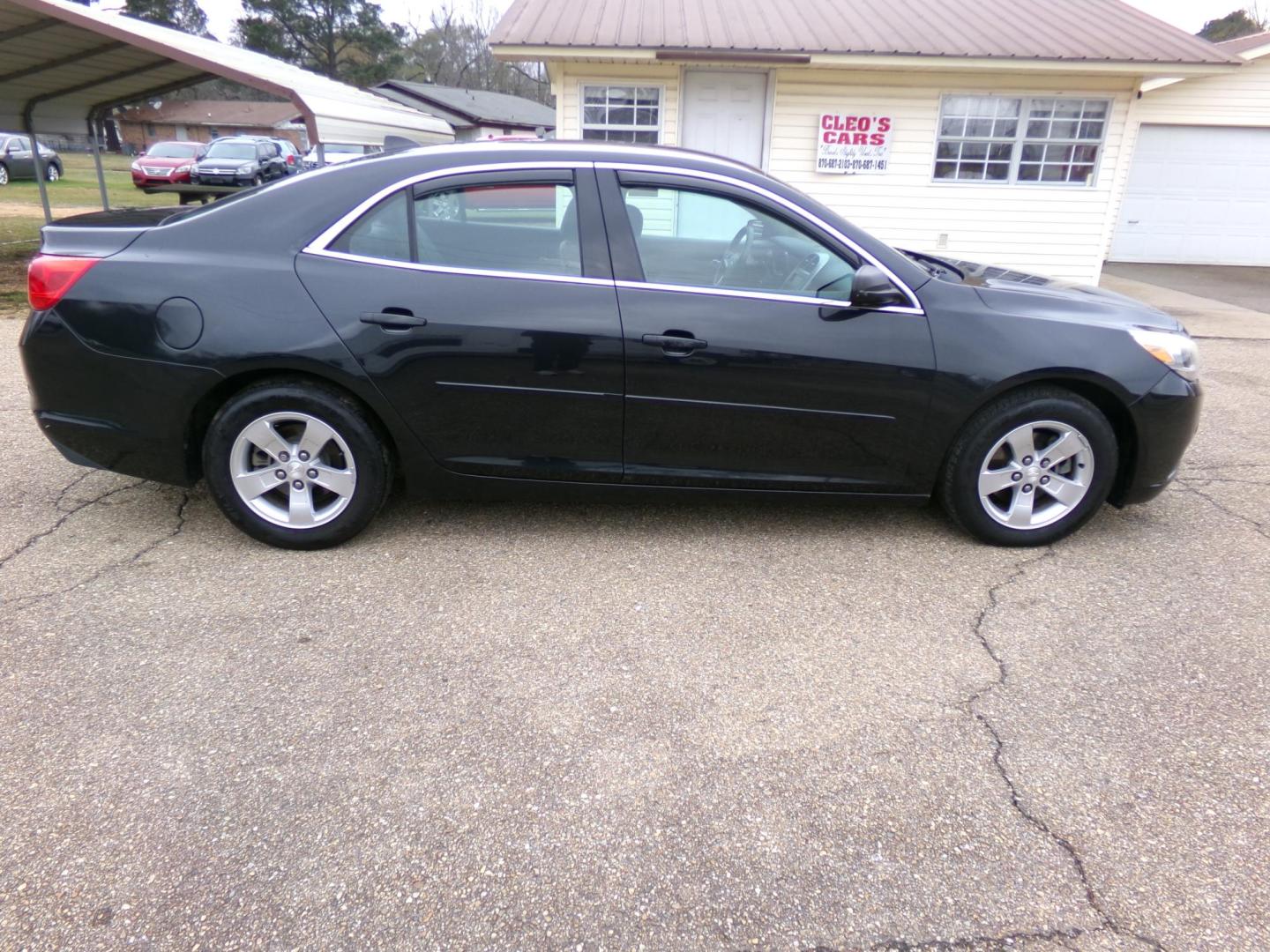 2014 Black /Black Chevrolet Malibu LS (1G11B5SL6EF) with an 2.5L L4 DOHC 16V engine, 6-Speed Automatic transmission, located at 400 First NW, Bearden, AR, 71720, (870) 687-3414, 0.000000, 0.000000 - Photo#17