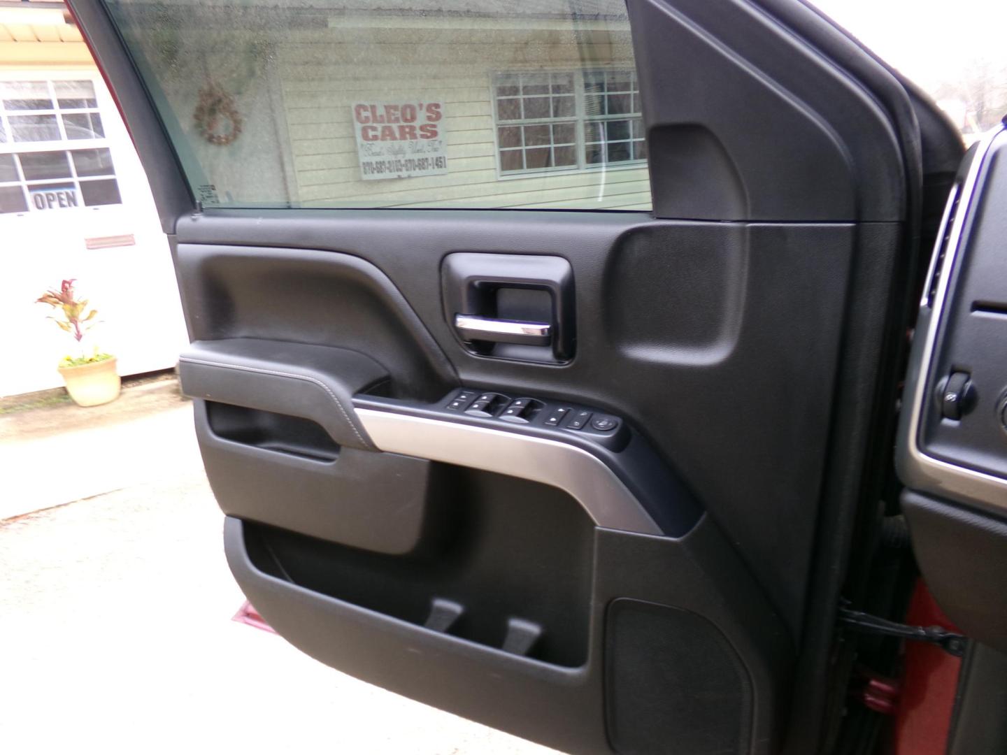 2014 Sonoma Jewel Metallic /Black Chevrolet Silverado 1500 1LT Crew Cab 2WD (3GCPCREC7EG) with an 5.3L V8 OHV 16V engine, 6-Speed Automatic transmission, located at 400 First NW, Bearden, AR, 71720, (870) 687-3414, 0.000000, 0.000000 - Photo#5