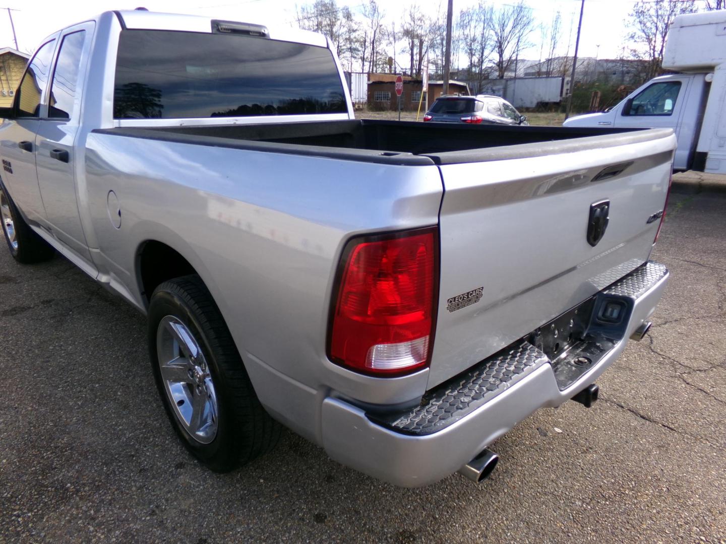 2015 Silver /Gray RAM 1500 Tradesman Quad Cab 4WD (1C6RR7FT3FS) with an 5.7L V8 OHV 16V engine, 6-Speed Automatic transmission, located at 400 First NW, Bearden, AR, 71720, (870) 687-3414, 0.000000, 0.000000 - Photo#20