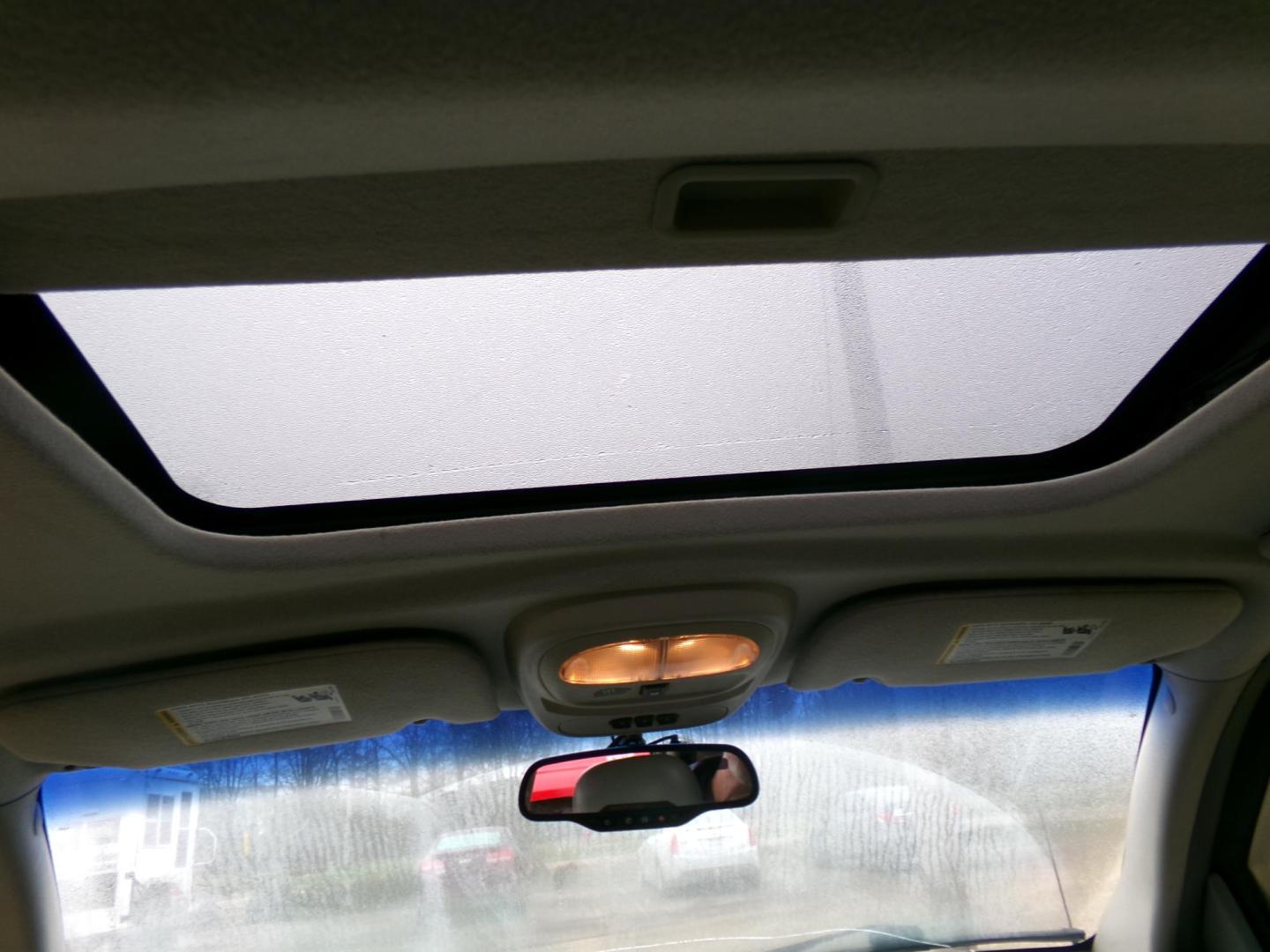 2006 Pewter /Gray GMC Envoy XL SLE 2WD (1GKES16S166) with an 4.2L L6 DOHC 24V engine, 4-Speed Automatic transmission, located at 400 First NW, Bearden, AR, 71720, (870) 687-3414, 0.000000, 0.000000 - Photo#14