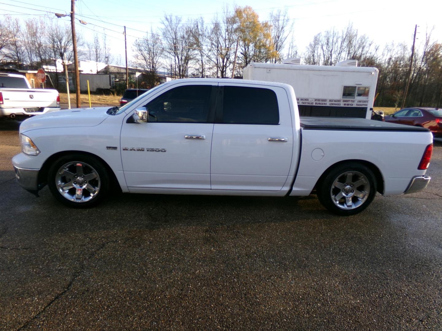 2012 White /Tan Dodge Ram 1500 Laramie Crew Cab 2WD (1C6RD6NT1CS) with an 5.7L V8 OHV 16V engine, 6-Speed Automatic transmission, located at 400 First NW, Bearden, AR, 71720, (870) 687-3414, 0.000000, 0.000000 - Photo#1