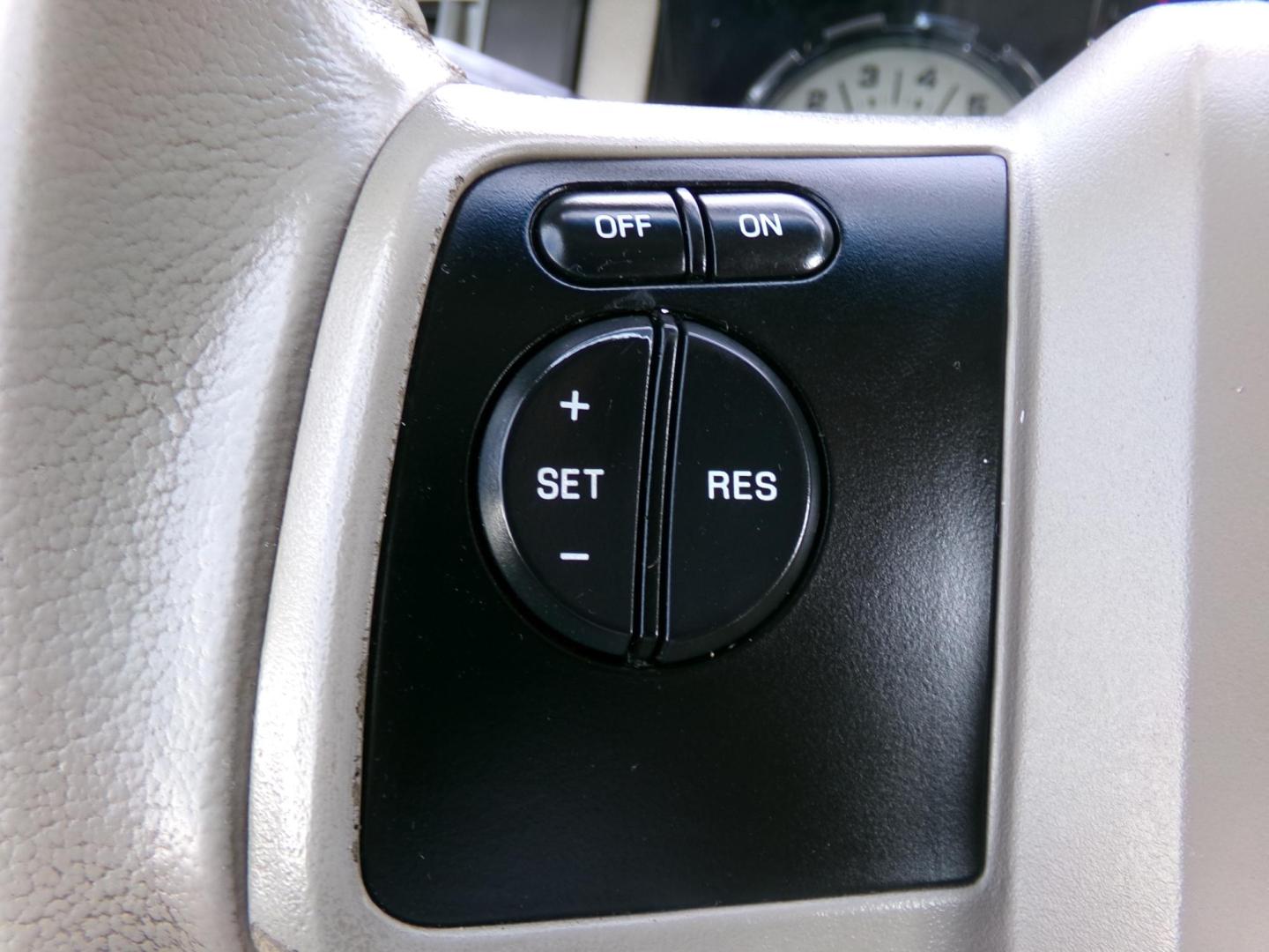 2014 Silver /Tan Ford Expedition XLT 2WD (1FMJU1H57EE) with an 5.4L V8 SOHC 16V FFV engine, 6-Speed Automatic transmission, located at 400 First NW, Bearden, AR, 71720, (870) 687-3414, 0.000000, 0.000000 - Photo#14