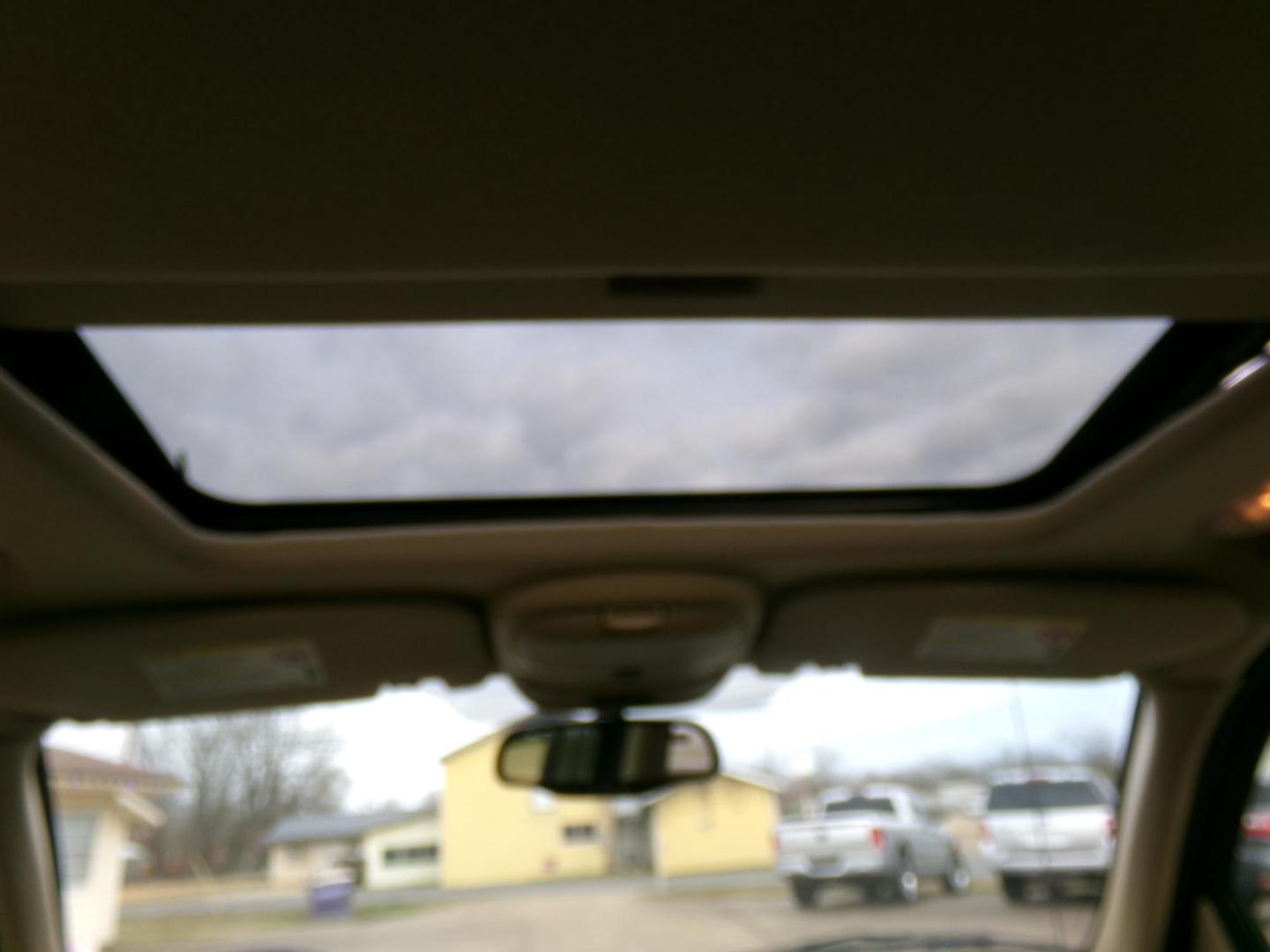 2004 Silver Green Metallic /Tan GMC Envoy SLT 2WD (1GKDS13SX42) with an 4.2L L6 DOHC 24V engine, 4-Speed Automatic Overdrive transmission, located at 400 First NW, Bearden, AR, 71720, (870) 687-3414, 0.000000, 0.000000 - Photo#21