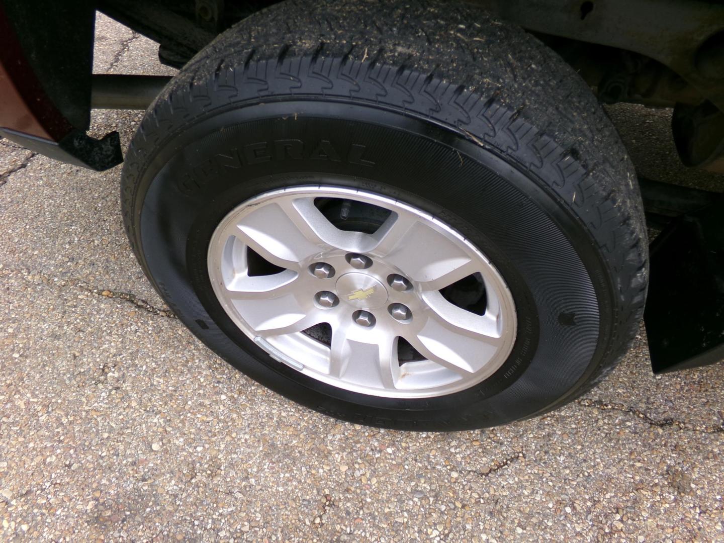 2016 Baroque Red Metallic /Black Chevrolet Silverado 1500 LT Double Cab 4WD (1GCVKREC6GZ) with an 5.3L V8 OHV 16V engine, 6A transmission, located at 400 First NW, Bearden, AR, 71720, (870) 687-3414, 0.000000, 0.000000 - Photo#6