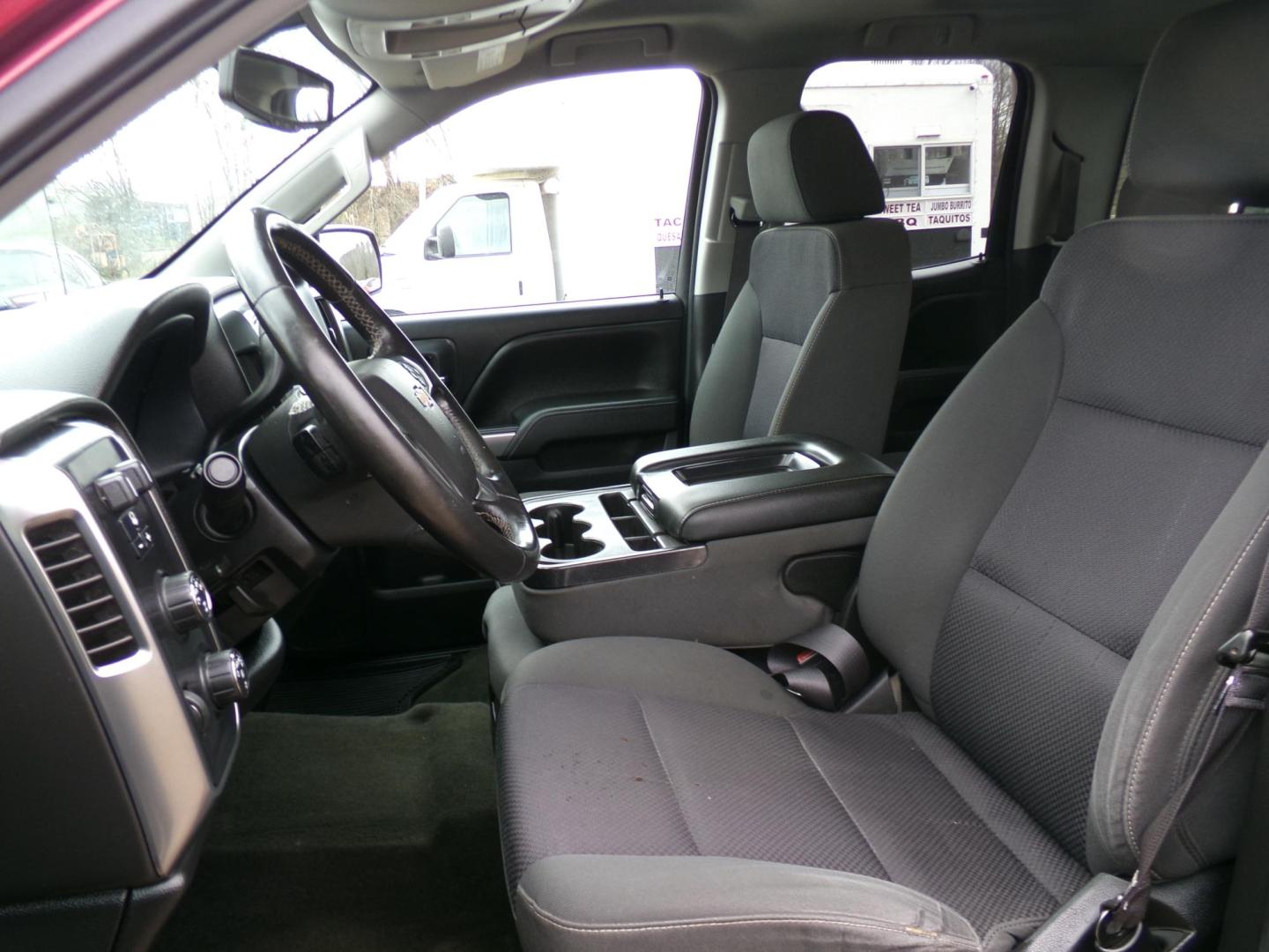 2016 Baroque Red Metallic /Black Chevrolet Silverado 1500 LT Double Cab 4WD (1GCVKREC6GZ) with an 5.3L V8 OHV 16V engine, 6A transmission, located at 400 First NW, Bearden, AR, 71720, (870) 687-3414, 0.000000, 0.000000 - Photo#9