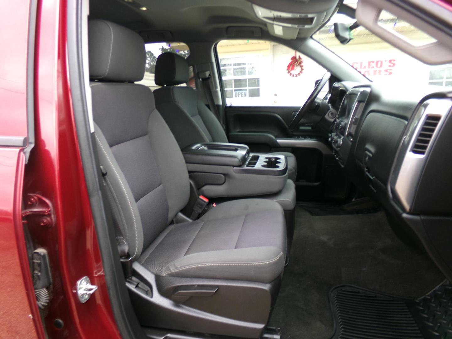 2016 Baroque Red Metallic /Black Chevrolet Silverado 1500 LT Double Cab 4WD (1GCVKREC6GZ) with an 5.3L V8 OHV 16V engine, 6A transmission, located at 400 First NW, Bearden, AR, 71720, (870) 687-3414, 0.000000, 0.000000 - Photo#21