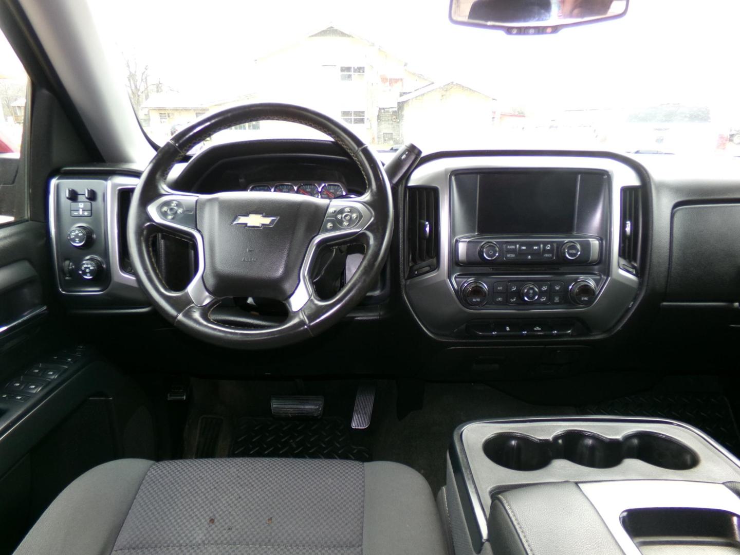 2016 Baroque Red Metallic /Black Chevrolet Silverado 1500 LT Double Cab 4WD (1GCVKREC6GZ) with an 5.3L V8 OHV 16V engine, 6A transmission, located at 400 First NW, Bearden, AR, 71720, (870) 687-3414, 0.000000, 0.000000 - Photo#22