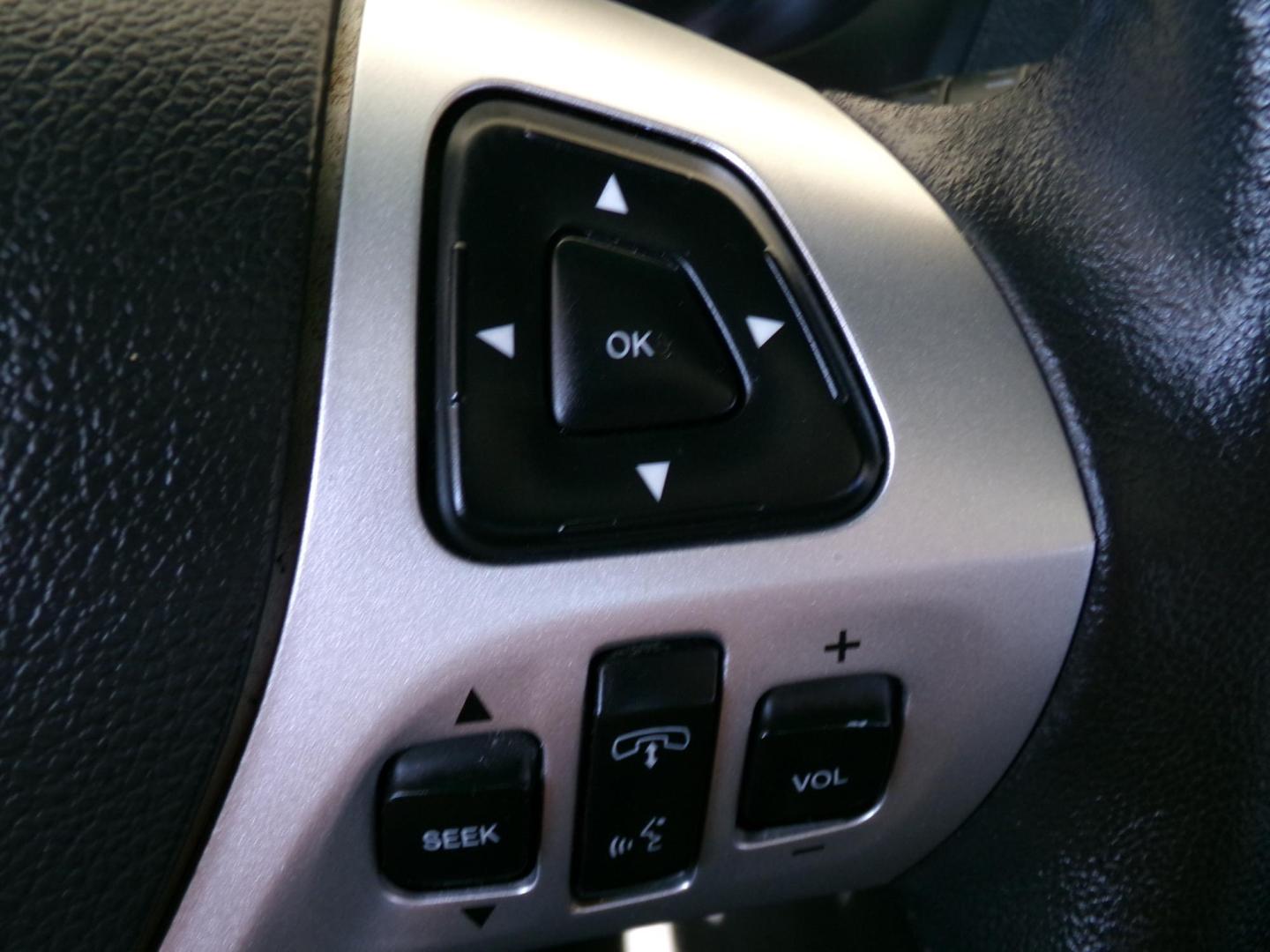 2015 Silver /Black Ford Explorer XLT FWD (1FM5K7D87FG) with an 3.5L V6 DOHC 24V engine, 6-Speed Automatic transmission, located at 400 First NW, Bearden, AR, 71720, (870) 687-3414, 0.000000, 0.000000 - Photo#14