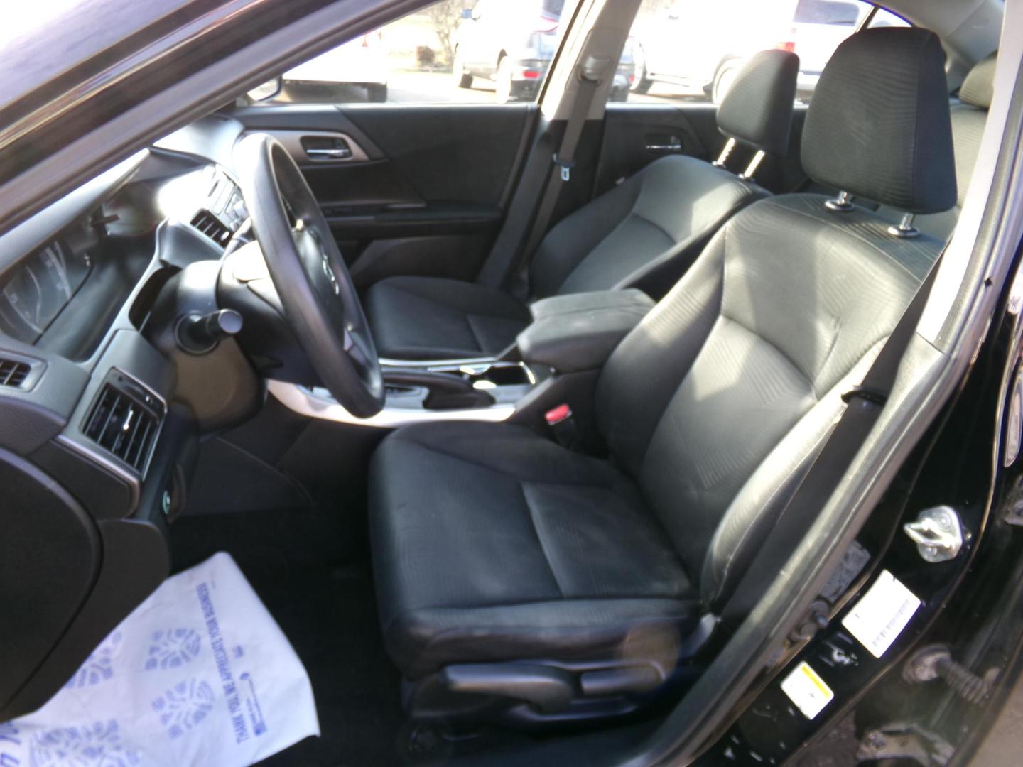 2014 Honda Accord LX Sedan CVT (1HGCR2F33EA) with an 2.4L L4 DOHC 16V engine, Continuously Variable Transmission transmission, located at 400 First NW, Bearden, AR, 71720, (870) 687-3414, 0.000000, 0.000000 - Photo#7