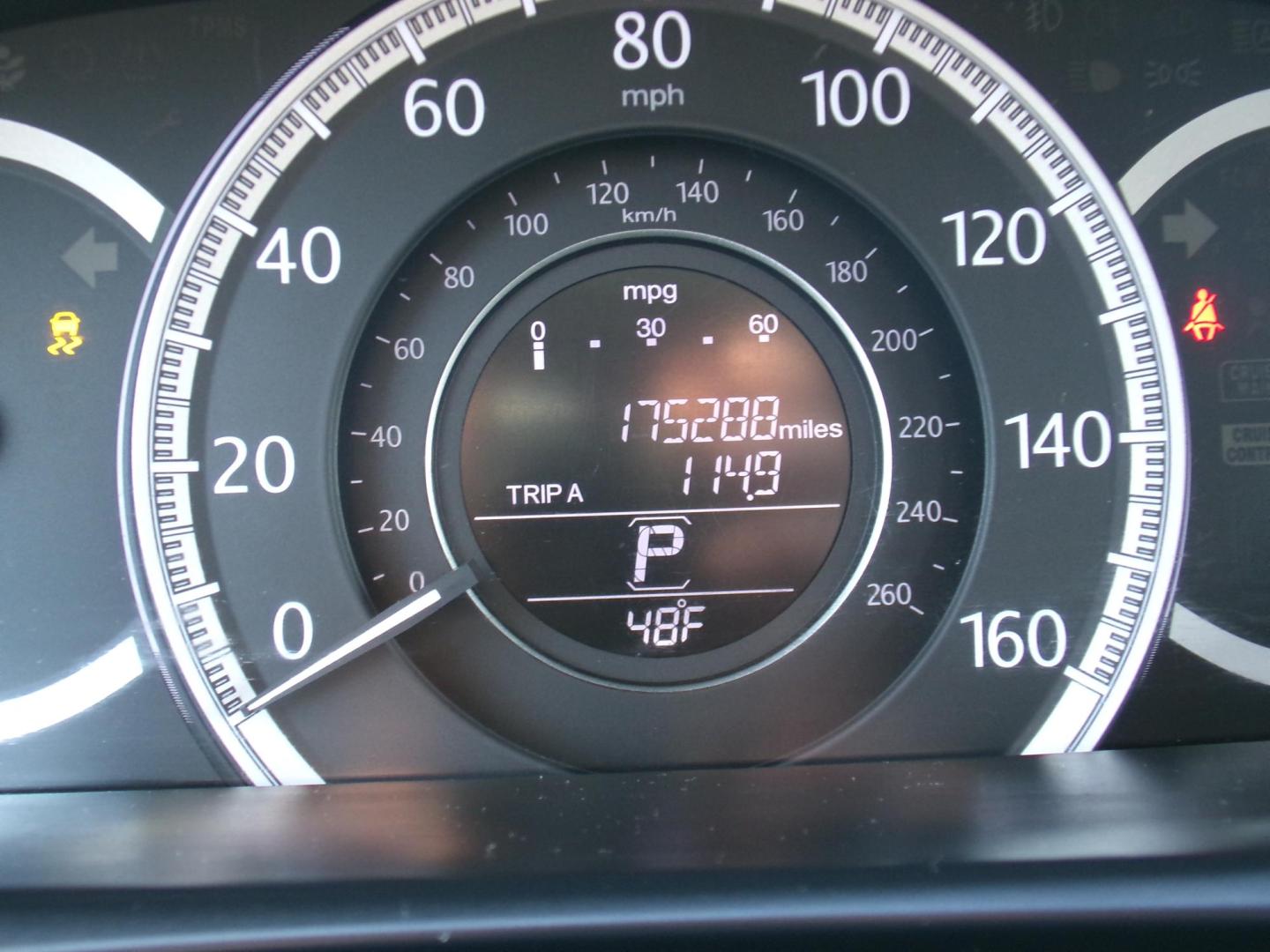 2014 Honda Accord LX Sedan CVT (1HGCR2F33EA) with an 2.4L L4 DOHC 16V engine, Continuously Variable Transmission transmission, located at 400 First NW, Bearden, AR, 71720, (870) 687-3414, 0.000000, 0.000000 - Photo#8