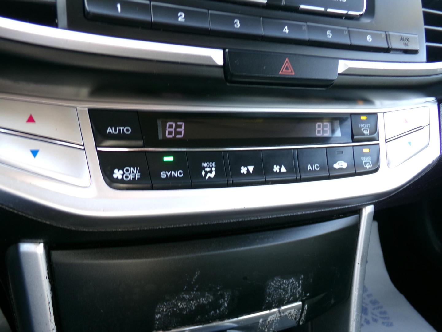 2014 Honda Accord LX Sedan CVT (1HGCR2F33EA) with an 2.4L L4 DOHC 16V engine, Continuously Variable Transmission transmission, located at 400 First NW, Bearden, AR, 71720, (870) 687-3414, 0.000000, 0.000000 - Photo#11