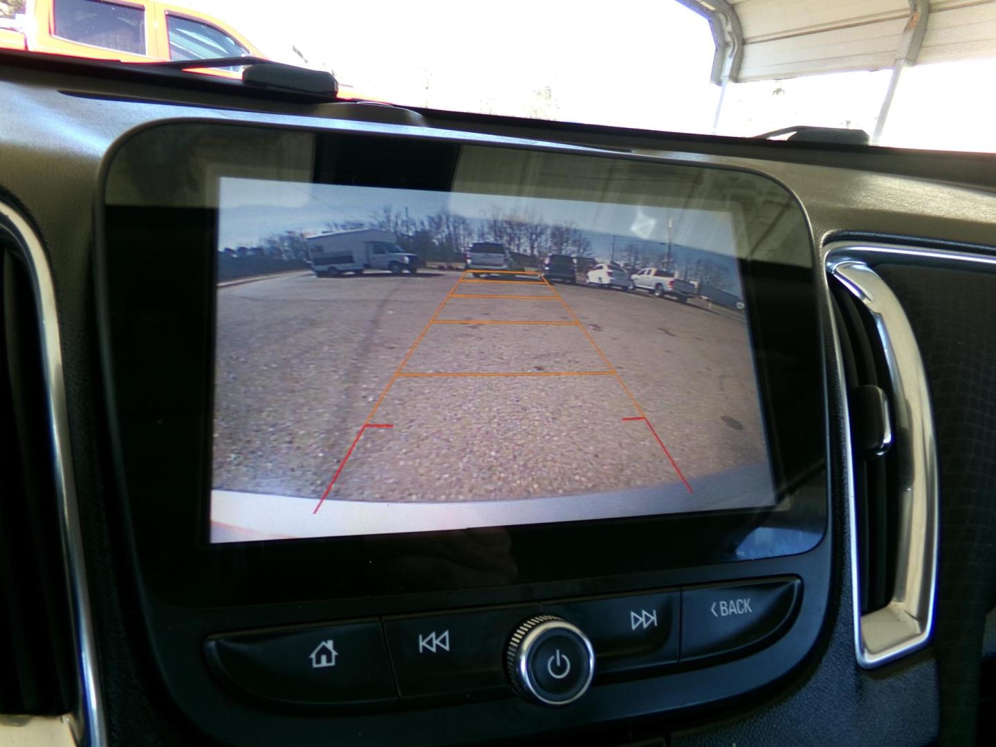 2016 Champagne Silver Metallic /Black Chevrolet Malibu 1LT (1G1ZE5ST6GF) with an 1.5L L4 DOHC 16V engine, 6A transmission, located at 400 First NW, Bearden, AR, 71720, (870) 687-3414, 0.000000, 0.000000 - Photo#11