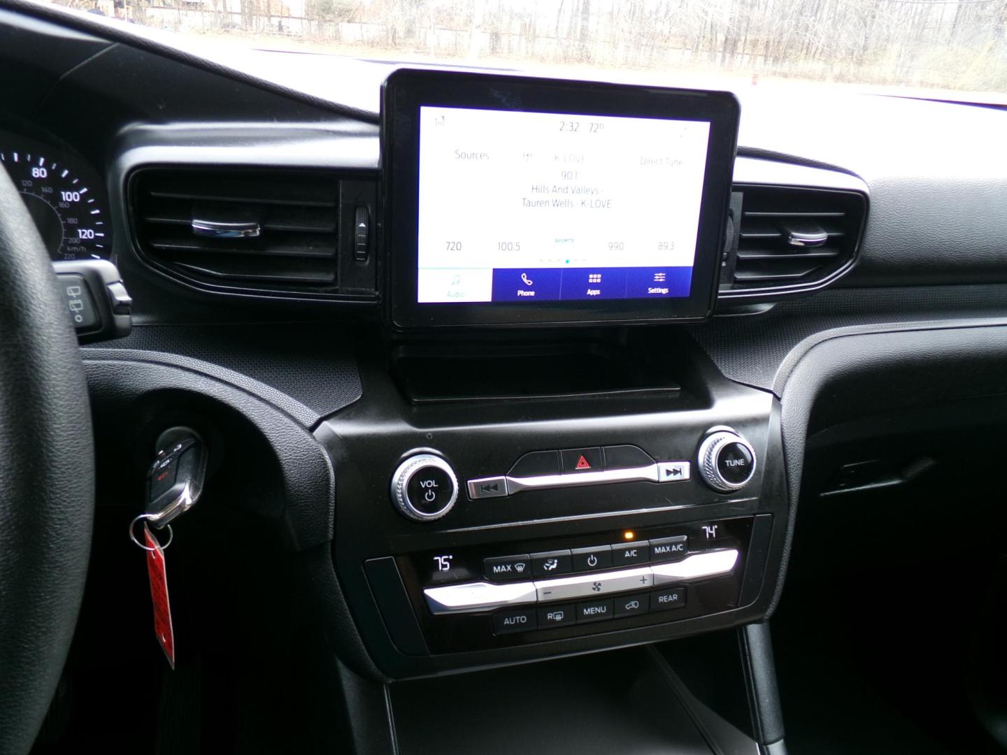 2020 Magnetic Metallic Matte /Black Ford Explorer Base (1FMSK7BH9LG) with an 2.3L L4 DOHC 16V engine, 10-speed automatic transmission, located at 400 First NW, Bearden, AR, 71720, (870) 687-3414, 0.000000, 0.000000 - Photo#9