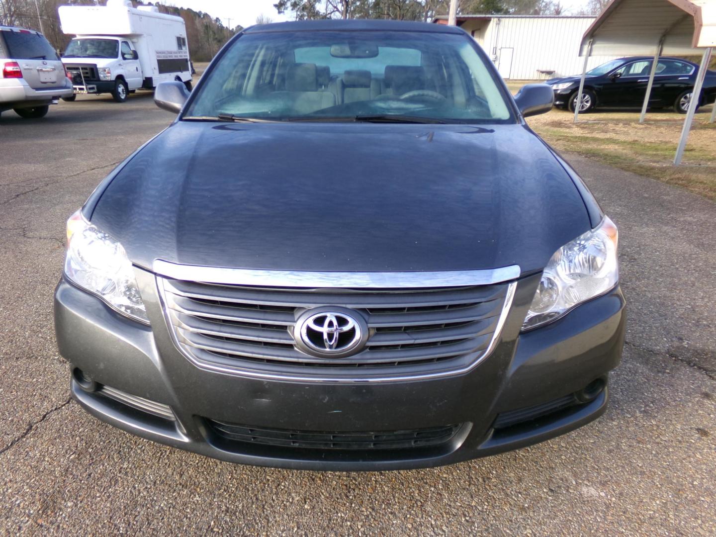 2008 Magnetic Gray Metallic /Gray Toyota Avalon XL (4T1BK36B88U) with an 3.5L V6 DOHC 24V engine, 6-Speed Automatic Overdrive transmission, located at 400 First NW, Bearden, AR, 71720, (870) 687-3414, 0.000000, 0.000000 - Photo#22