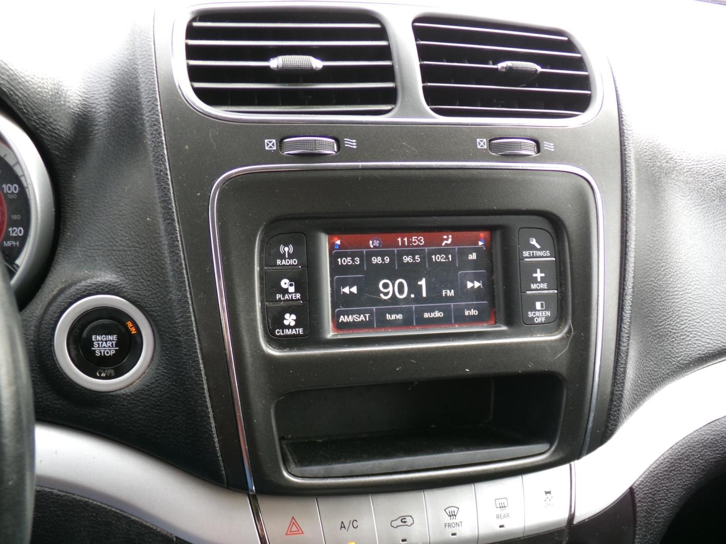 2018 Gray /Black Dodge Journey SE (3C4PDCAB8JT) with an 2.4L L4 DOHC 16V engine, 4-speed automatic transmission, located at 400 First NW, Bearden, AR, 71720, (870) 687-3414, 0.000000, 0.000000 - Photo#10