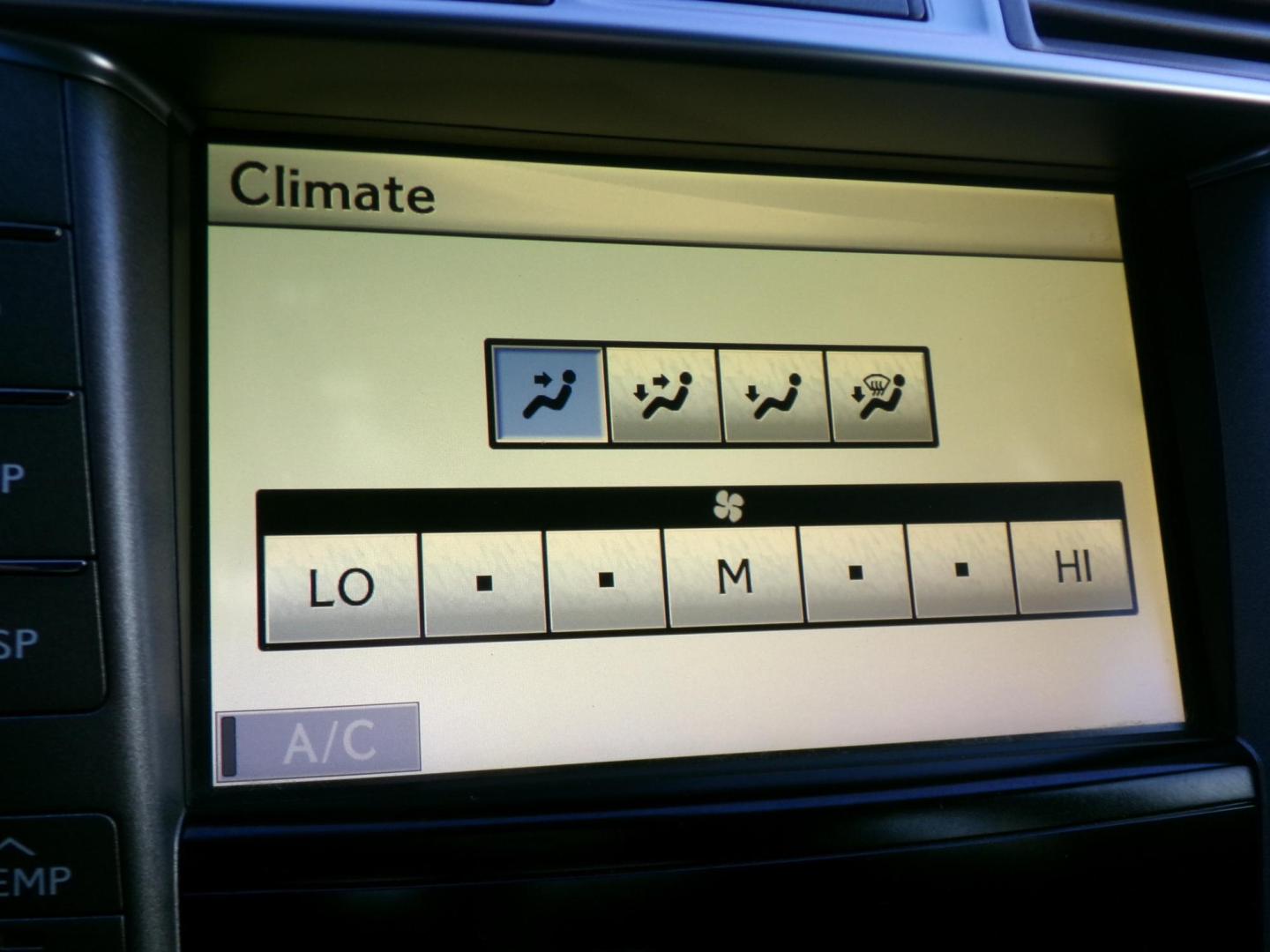 2012 Mercury Gray Mica /Black Lexus LS460 LS (JTHBL5EF4C5) with an 4.6L V8 engine, Automatic transmission, located at 400 First NW, Bearden, AR, 71720, (870) 687-3414, 0.000000, 0.000000 - Photo#9