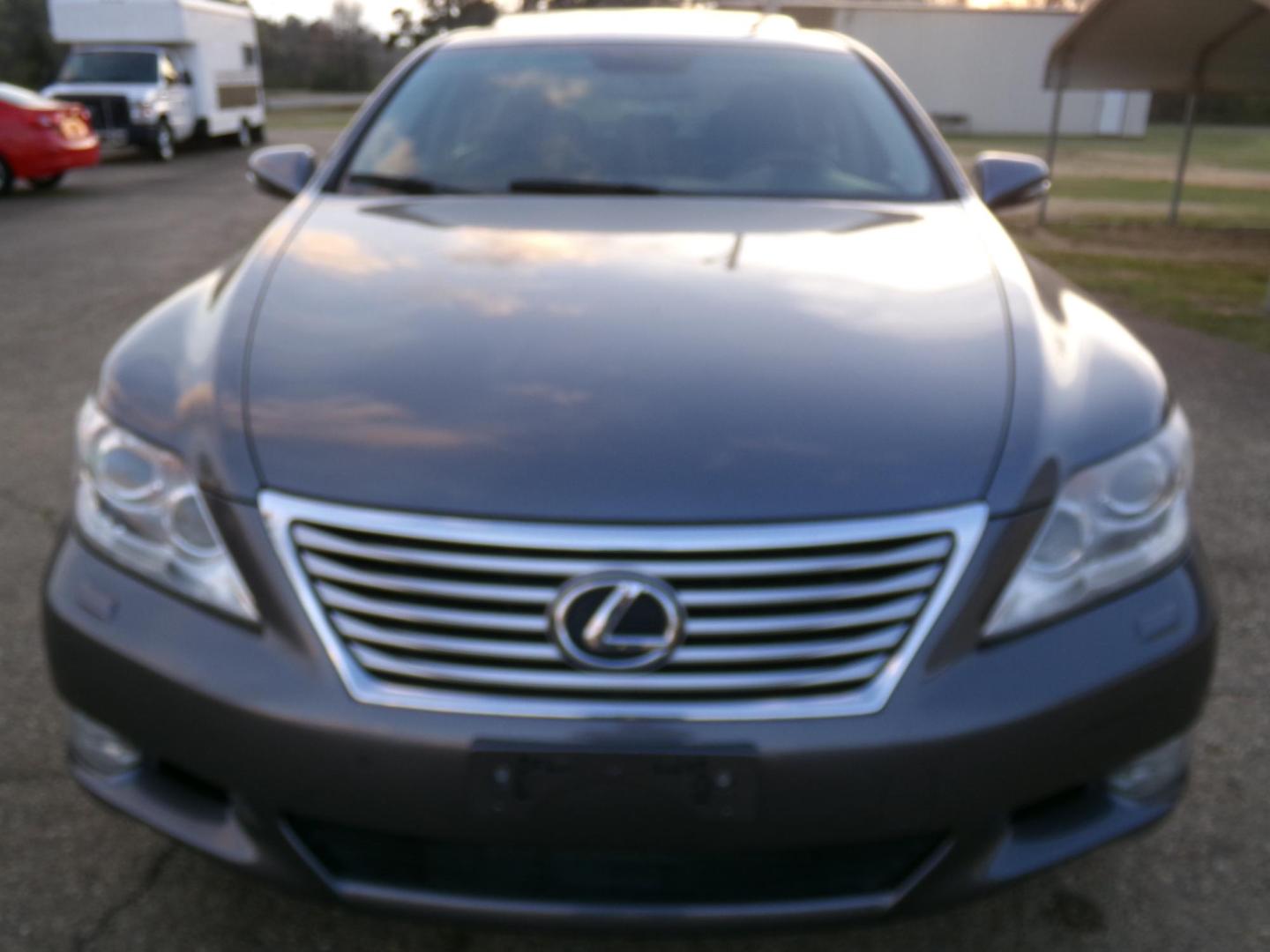 2012 Mercury Gray Mica /Black Lexus LS460 LS (JTHBL5EF4C5) with an 4.6L V8 engine, Automatic transmission, located at 400 First NW, Bearden, AR, 71720, (870) 687-3414, 0.000000, 0.000000 - Photo#25