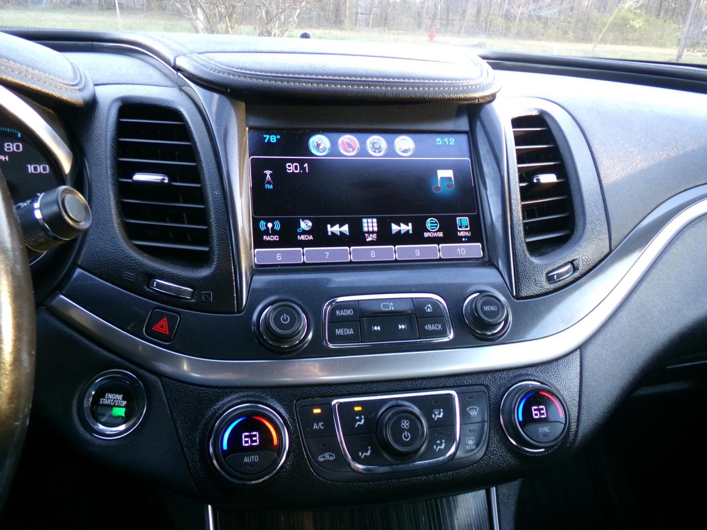 2019 Switchblade Silver Metallic /Black Chevrolet Impala LS (1G11Z5S31KU) with an 3.6L V6 DOHC 24V engine, 6-speed Automatic transmission, located at 400 First NW, Bearden, AR, 71720, (870) 687-3414, 0.000000, 0.000000 - Photo#9