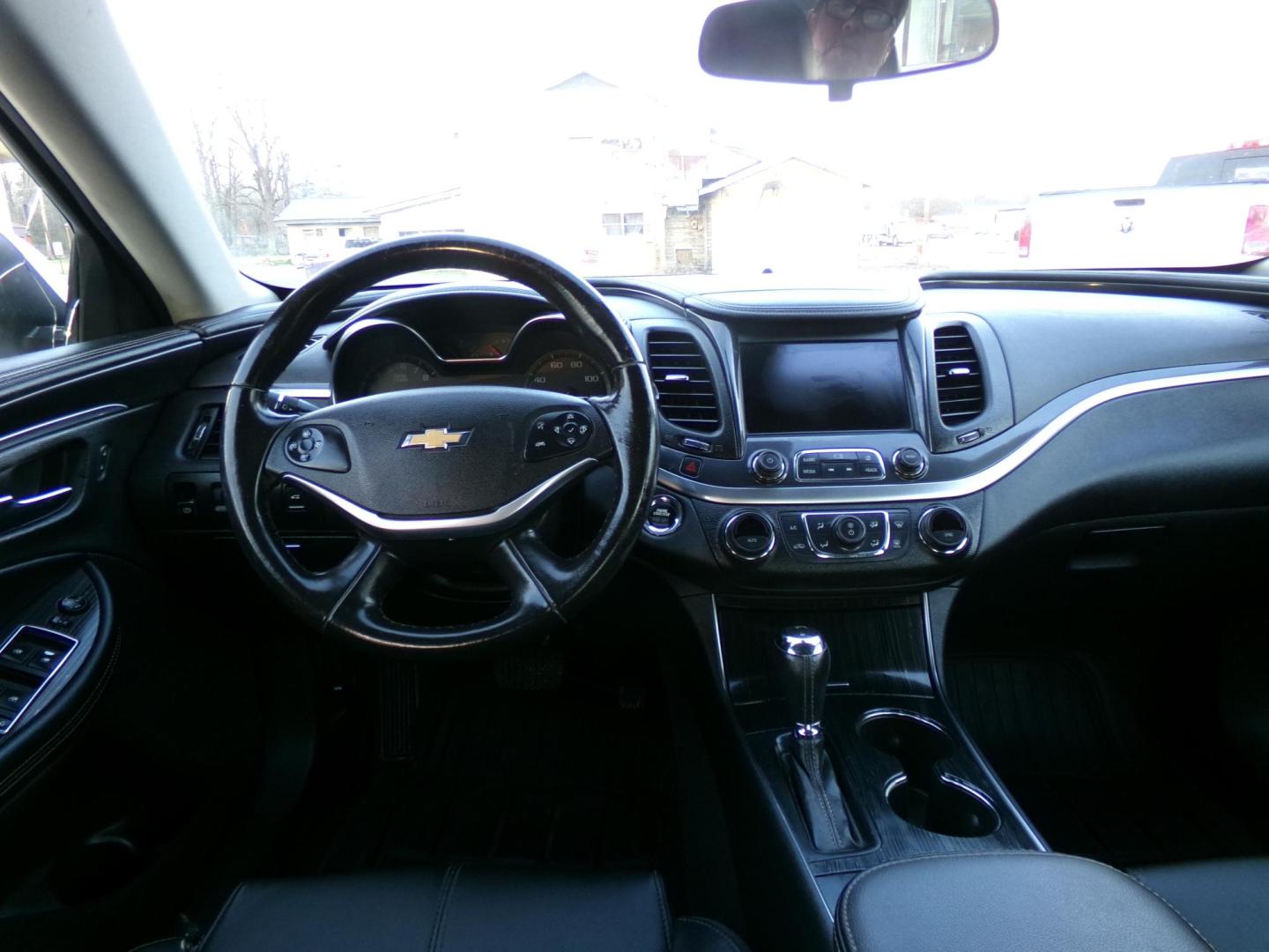 2019 Switchblade Silver Metallic /Black Chevrolet Impala LS (1G11Z5S31KU) with an 3.6L V6 DOHC 24V engine, 6-speed Automatic transmission, located at 400 First NW, Bearden, AR, 71720, (870) 687-3414, 0.000000, 0.000000 - Photo#20