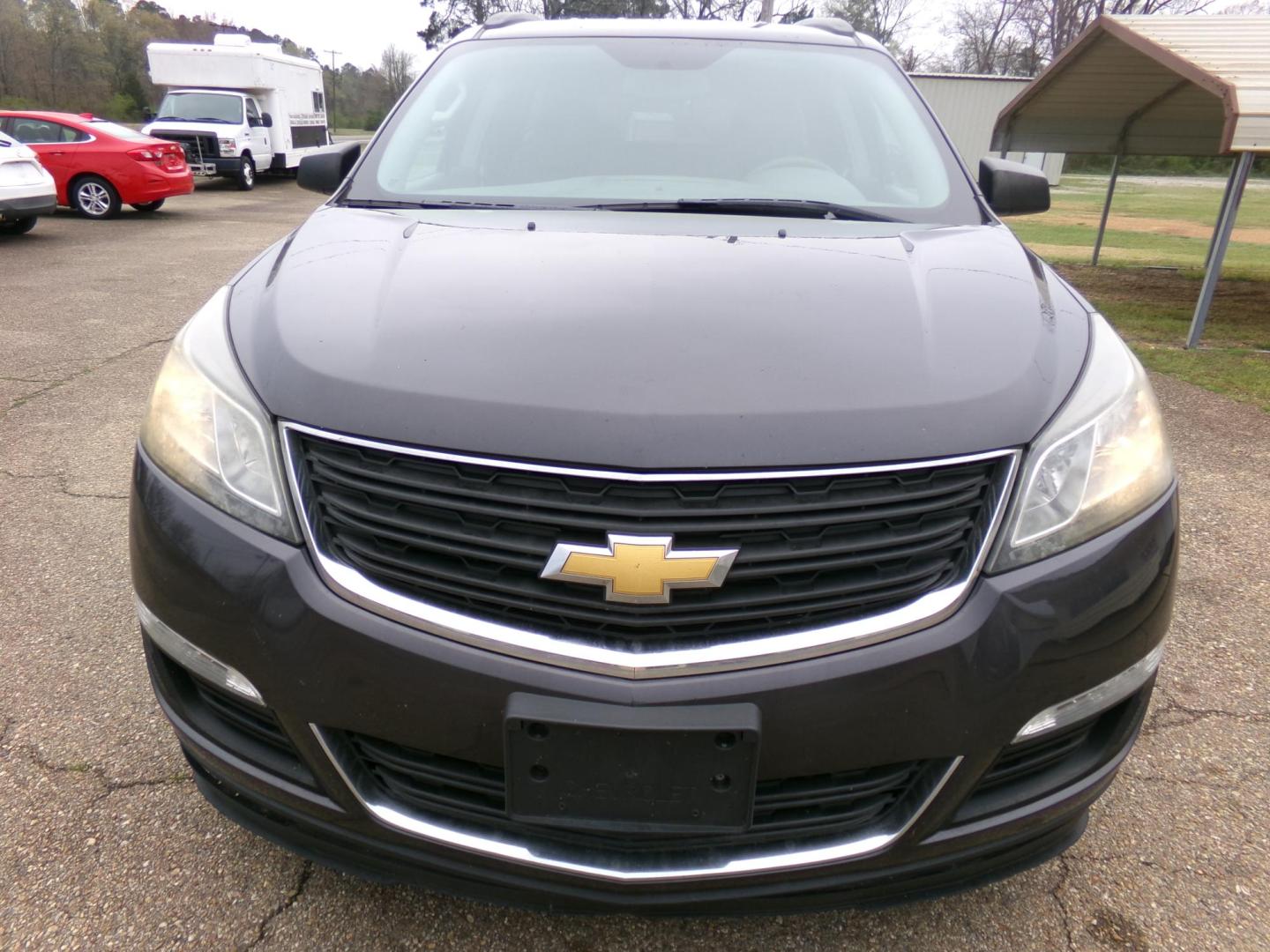 2016 Iridium Metallic /Gray Chevrolet Traverse LS FWD w/PDC (1GNKRFED0GJ) with an 3.6L V6 DOHC 24V engine, 6-speed automatic transmission, located at 400 First NW, Bearden, AR, 71720, (870) 687-3414, 0.000000, 0.000000 - Photo#21