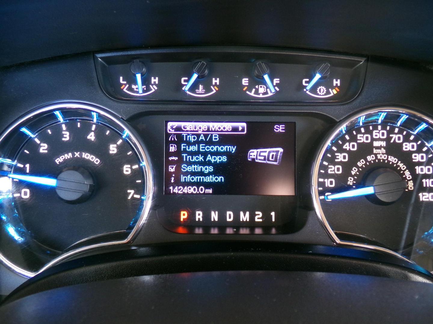 2013 Ford F-150 XLT SuperCrew 6.5-ft. Bed 2WD (1FTEW1CM6DK) with an 3.7L V6 DOHC 24V engine, 6-Speed Automatic transmission, located at 400 First NW, Bearden, AR, 71720, (870) 687-3414, 0.000000, 0.000000 - Photo#8