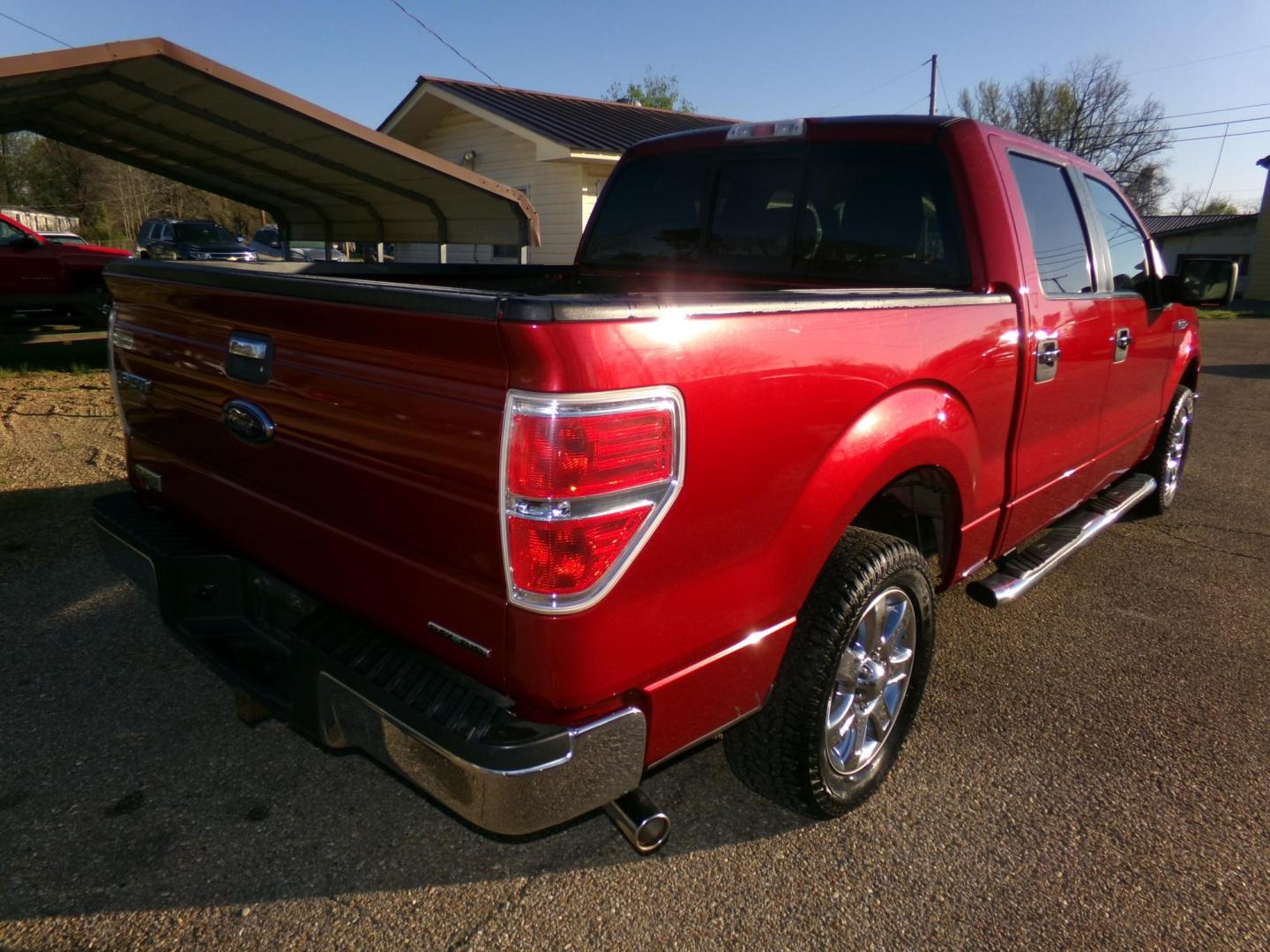 2013 Ford F-150 XLT SuperCrew 6.5-ft. Bed 2WD (1FTEW1CM6DK) with an 3.7L V6 DOHC 24V engine, 6-Speed Automatic transmission, located at 400 First NW, Bearden, AR, 71720, (870) 687-3414, 0.000000, 0.000000 - Photo#19
