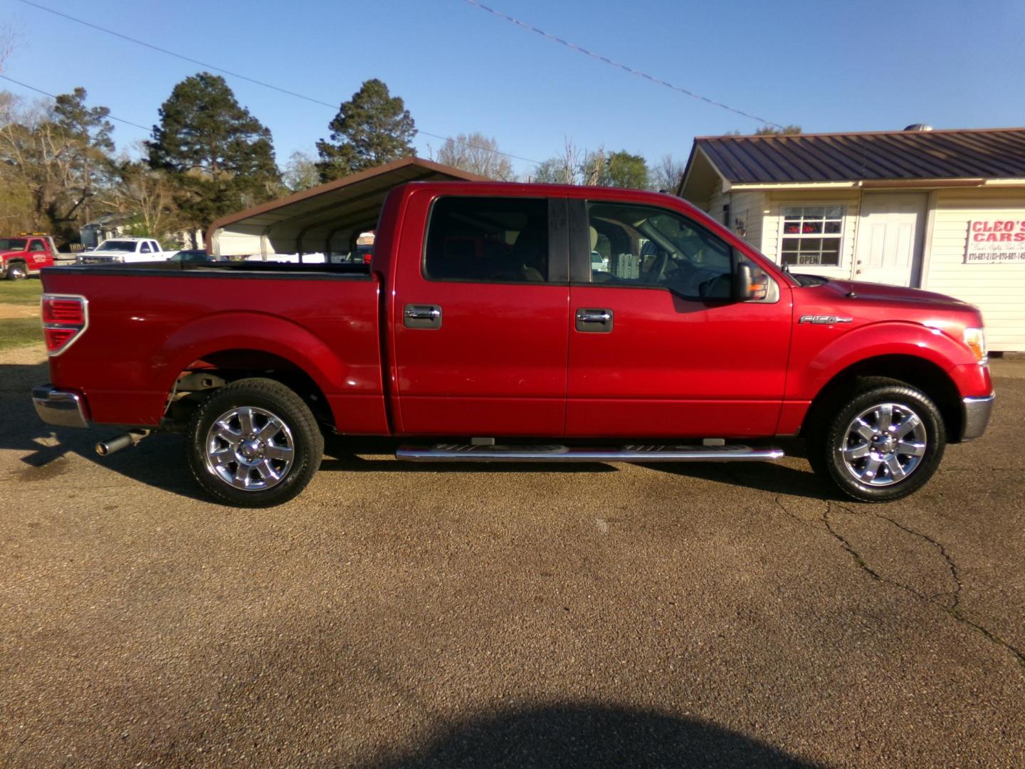 2013 Ford F-150 XLT SuperCrew 6.5-ft. Bed 2WD (1FTEW1CM6DK) with an 3.7L V6 DOHC 24V engine, 6-Speed Automatic transmission, located at 400 First NW, Bearden, AR, 71720, (870) 687-3414, 0.000000, 0.000000 - Photo#20
