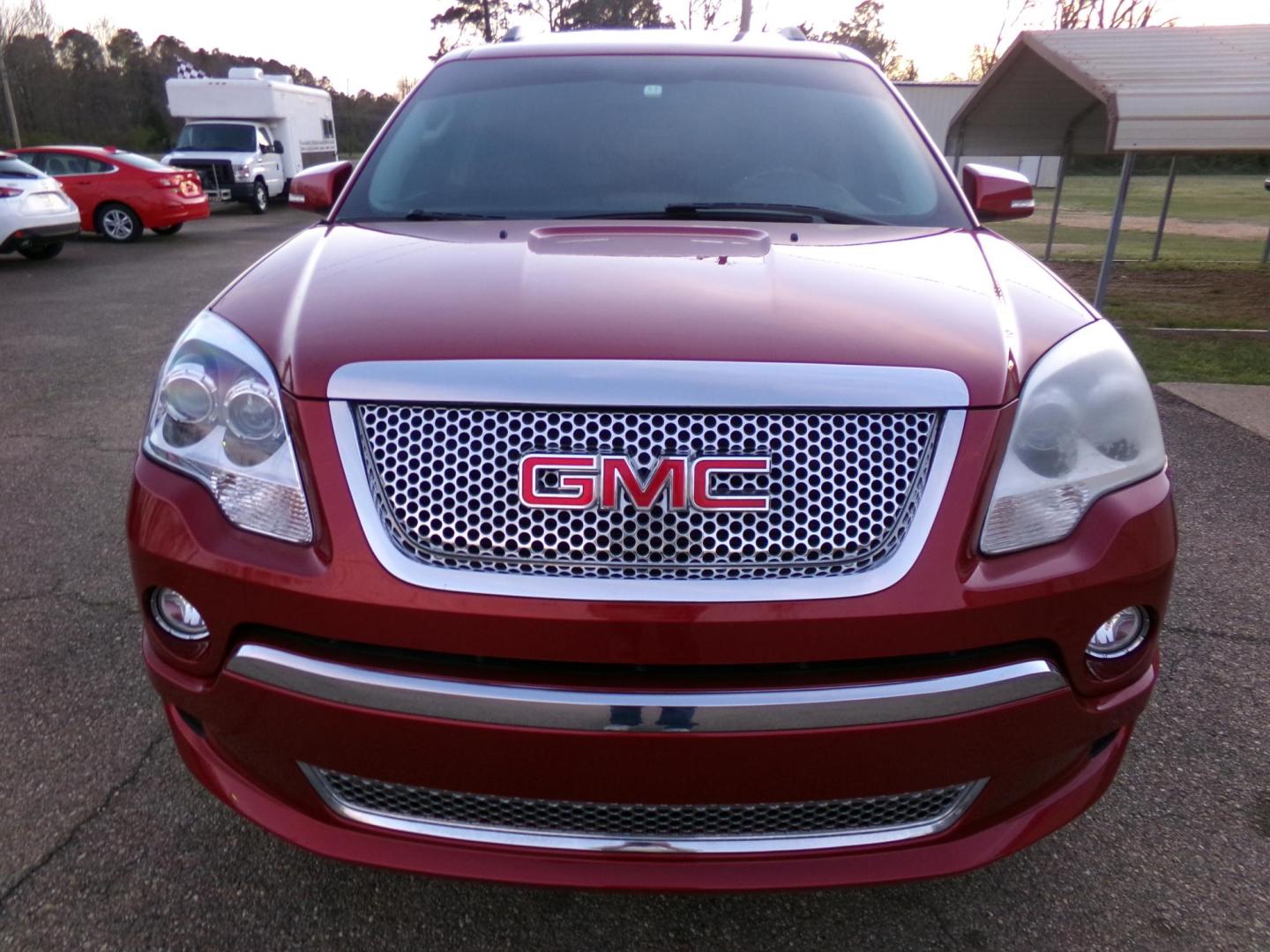 2012 GMC Acadia Denali FWD (1GKKRTED2CJ) with an 3.6L V6 DOHC 24V engine, 6-Speed Automatic transmission, located at 400 First NW, Bearden, AR, 71720, (870) 687-3414, 0.000000, 0.000000 - Photo#26