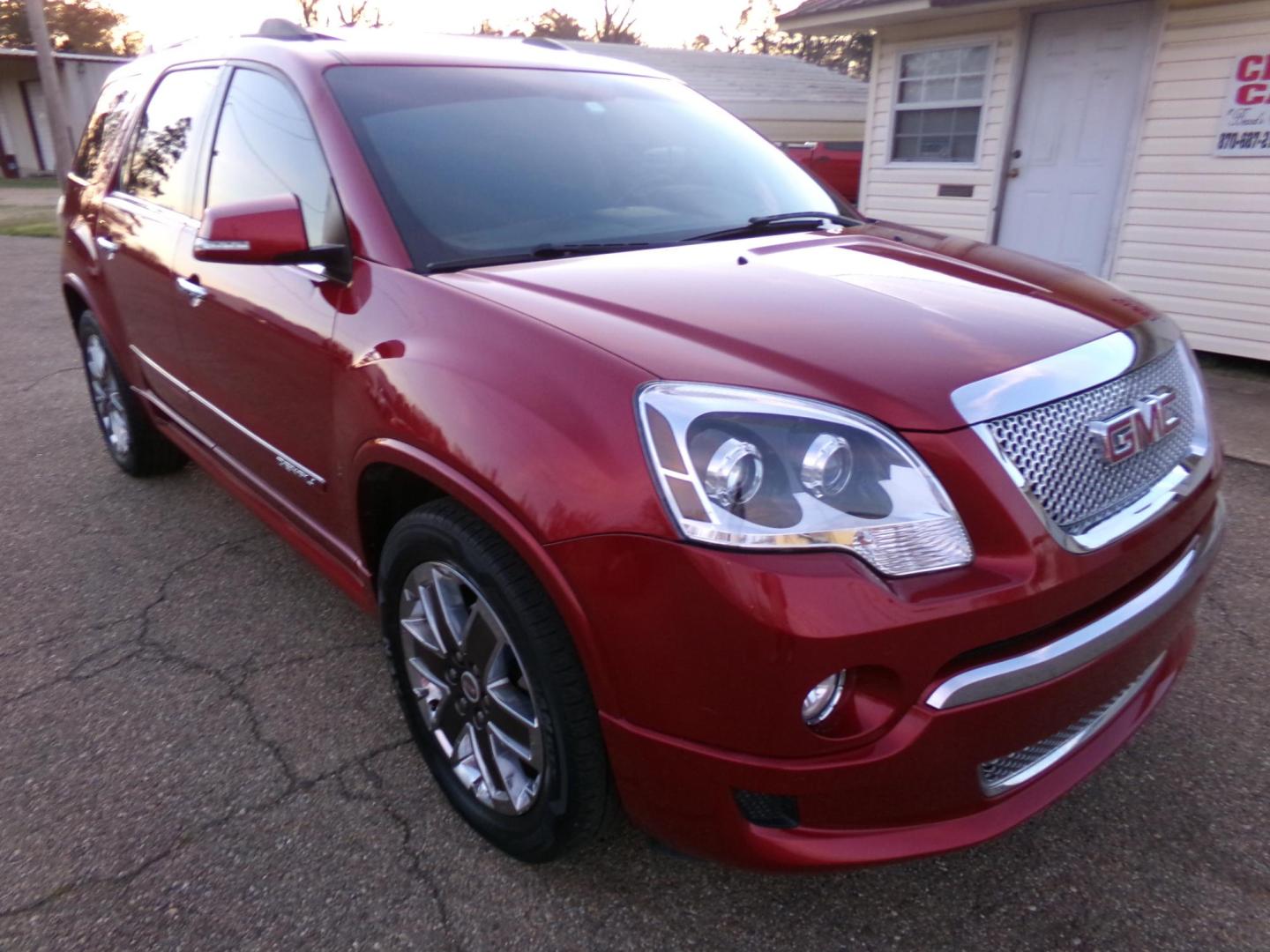 2012 GMC Acadia Denali FWD (1GKKRTED2CJ) with an 3.6L V6 DOHC 24V engine, 6-Speed Automatic transmission, located at 400 First NW, Bearden, AR, 71720, (870) 687-3414, 0.000000, 0.000000 - Photo#27