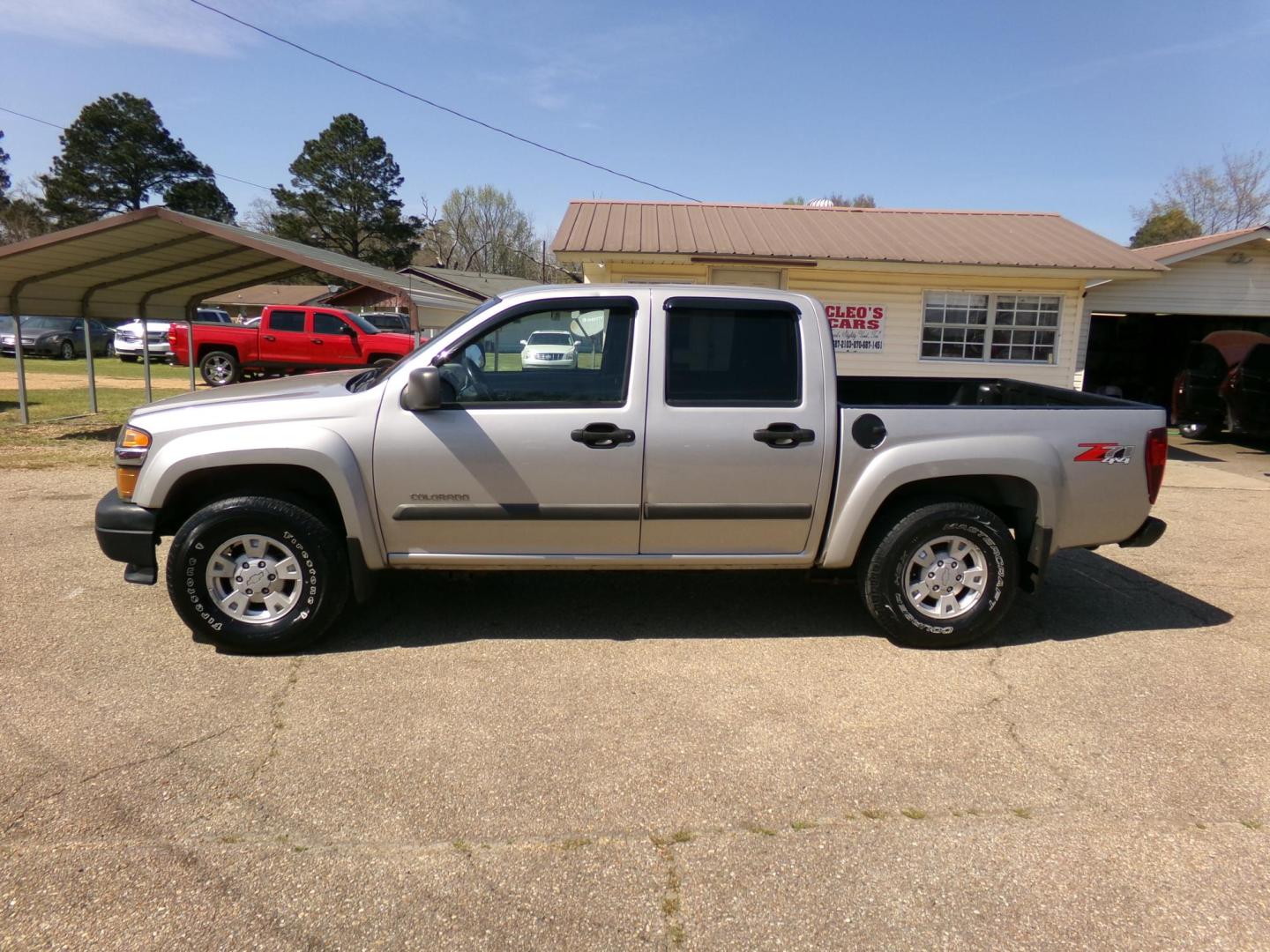 2005 Chevrolet Colorado LS Z71 Crew Cab 4WD w/1SE (1GCDT136X58) with an 3.5L L5 DOHC 20V engine, 4-Speed Automatic Overdrive transmission, located at 400 First NW, Bearden, AR, 71720, (870) 687-3414, 0.000000, 0.000000 - Photo#1