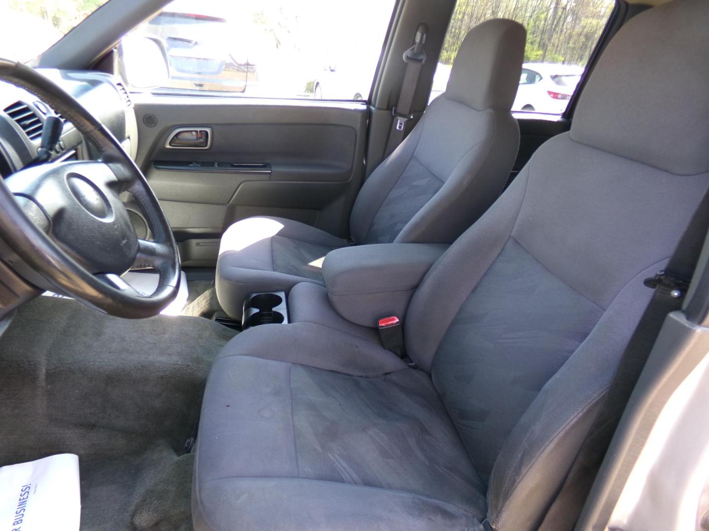 2005 Chevrolet Colorado LS Z71 Crew Cab 4WD w/1SE (1GCDT136X58) with an 3.5L L5 DOHC 20V engine, 4-Speed Automatic Overdrive transmission, located at 400 First NW, Bearden, AR, 71720, (870) 687-3414, 0.000000, 0.000000 - Photo#6