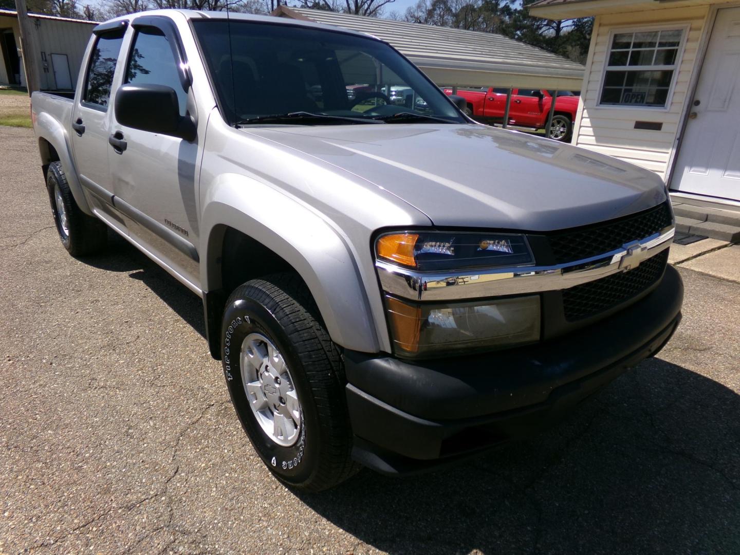 2005 Chevrolet Colorado LS Z71 Crew Cab 4WD w/1SE (1GCDT136X58) with an 3.5L L5 DOHC 20V engine, 4-Speed Automatic Overdrive transmission, located at 400 First NW, Bearden, AR, 71720, (870) 687-3414, 0.000000, 0.000000 - Photo#17