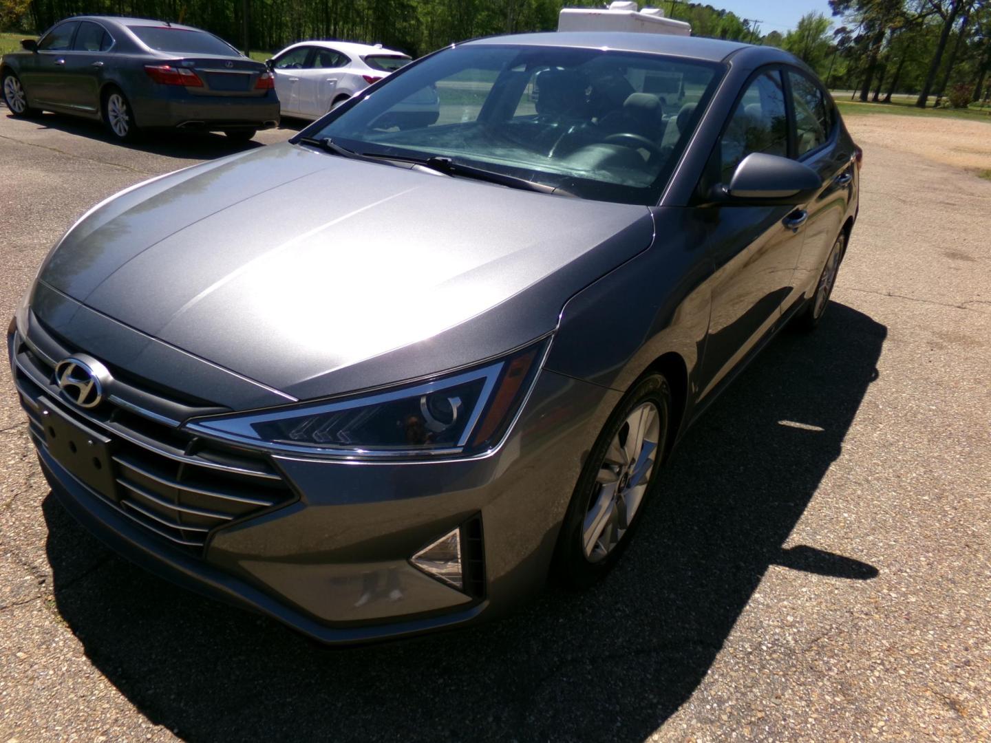 2020 Machine Gray /Gray Hyundai Elantra Limited (5NPD84LF3LH) with an 1.8L L4 DOHC 16V engine, 6-speed automatic transmission, located at 400 First NW, Bearden, AR, 71720, (870) 687-3414, 0.000000, 0.000000 - Photo#23