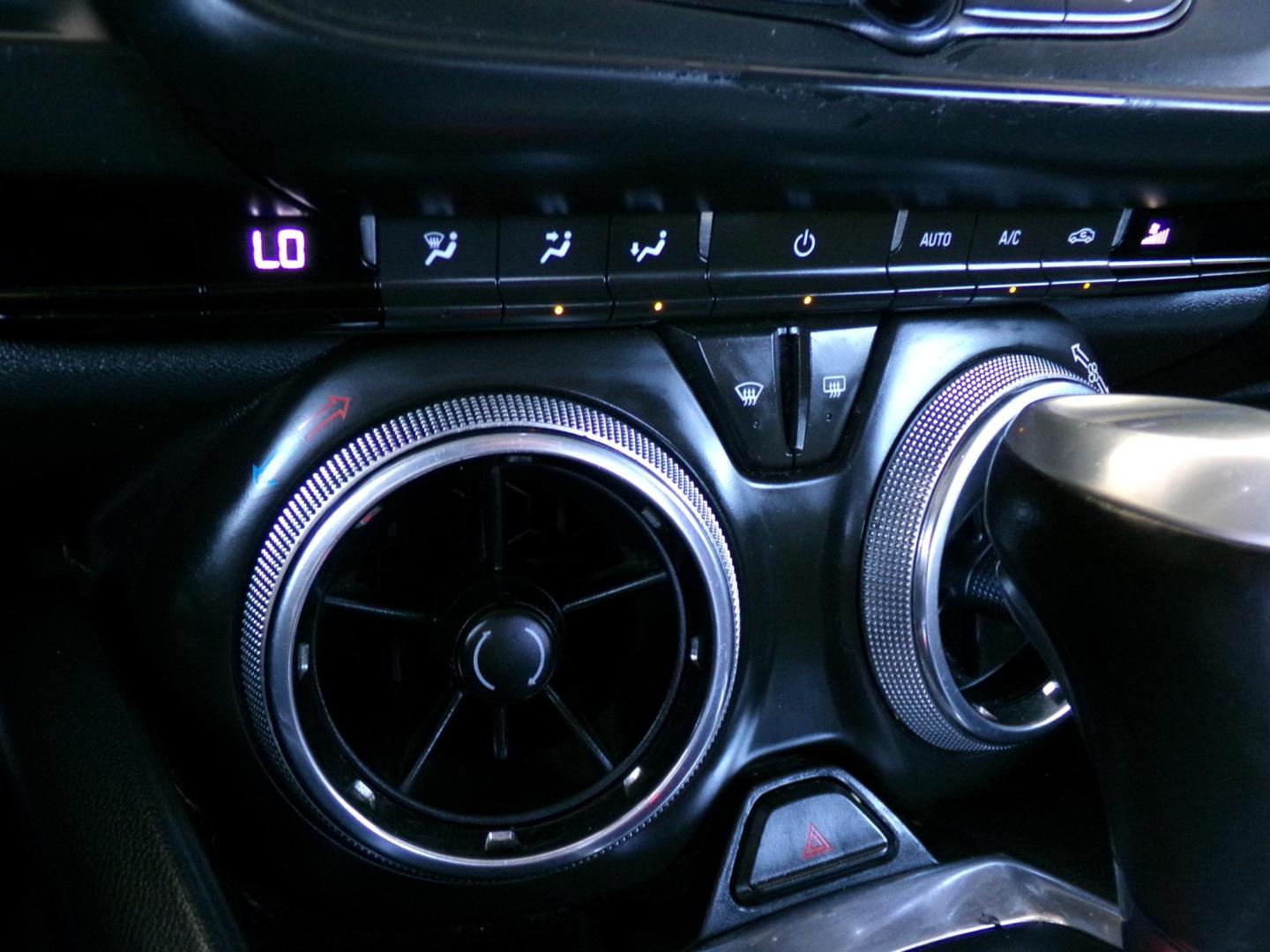 2018 Pull Me Over Red /Gray Chevrolet Camaro 1LT Coupe (1G1FB1RS2J0) with an 3.6L V6 DOHC 24V engine, 6-speed automatic transmission, located at 400 First NW, Bearden, AR, 71720, (870) 687-3414, 0.000000, 0.000000 - Photo#13