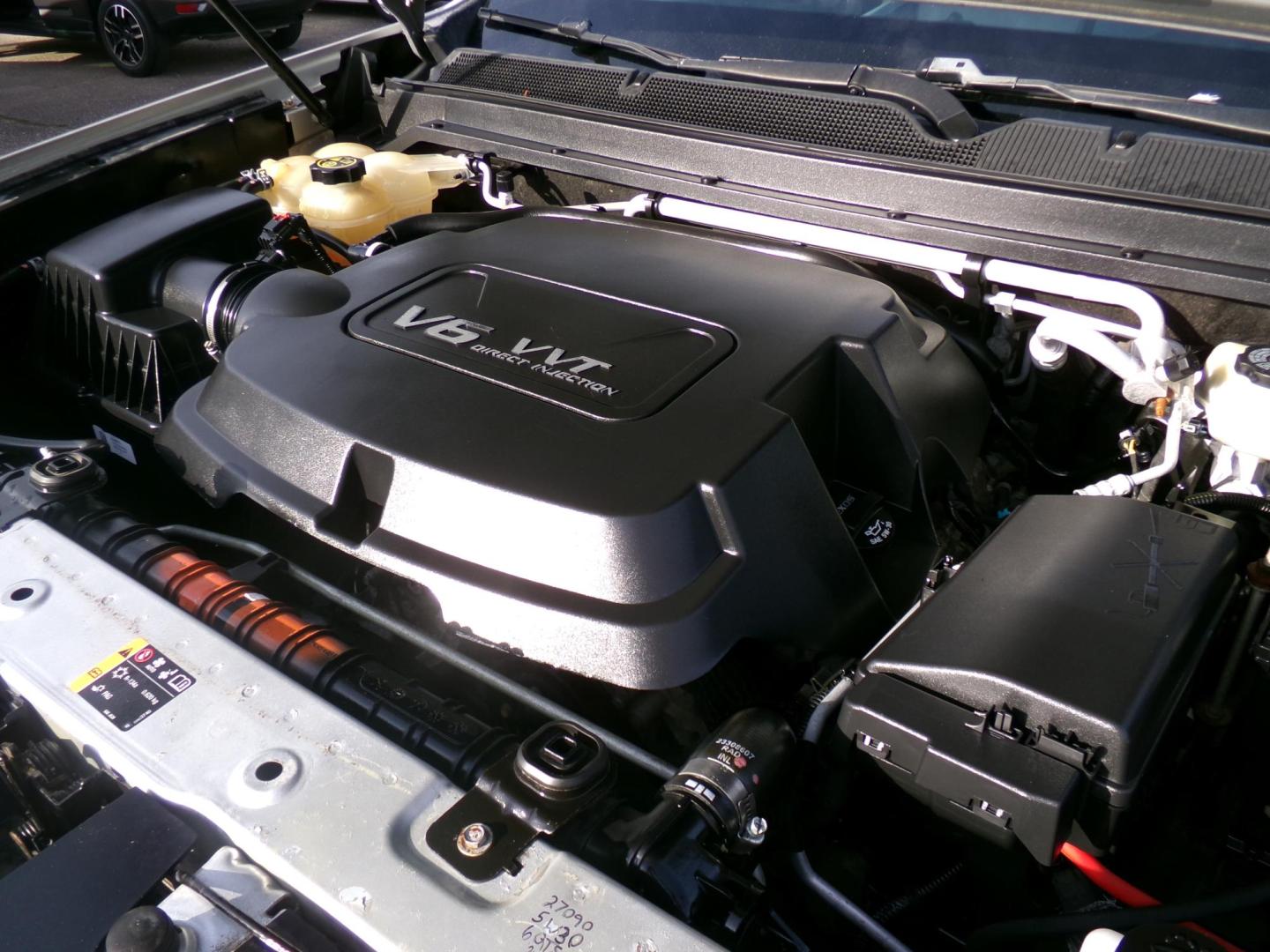 2016 Silver /Black Chevrolet Colorado Z71 Crew Cab 4WD Long Box (1GCGTDE39G1) with an 3.6L V6 DOHC 24V GAS engine, 6-speed automatic transmission, located at 400 First NW, Bearden, AR, 71720, (870) 687-3414, 0.000000, 0.000000 - Photo#7