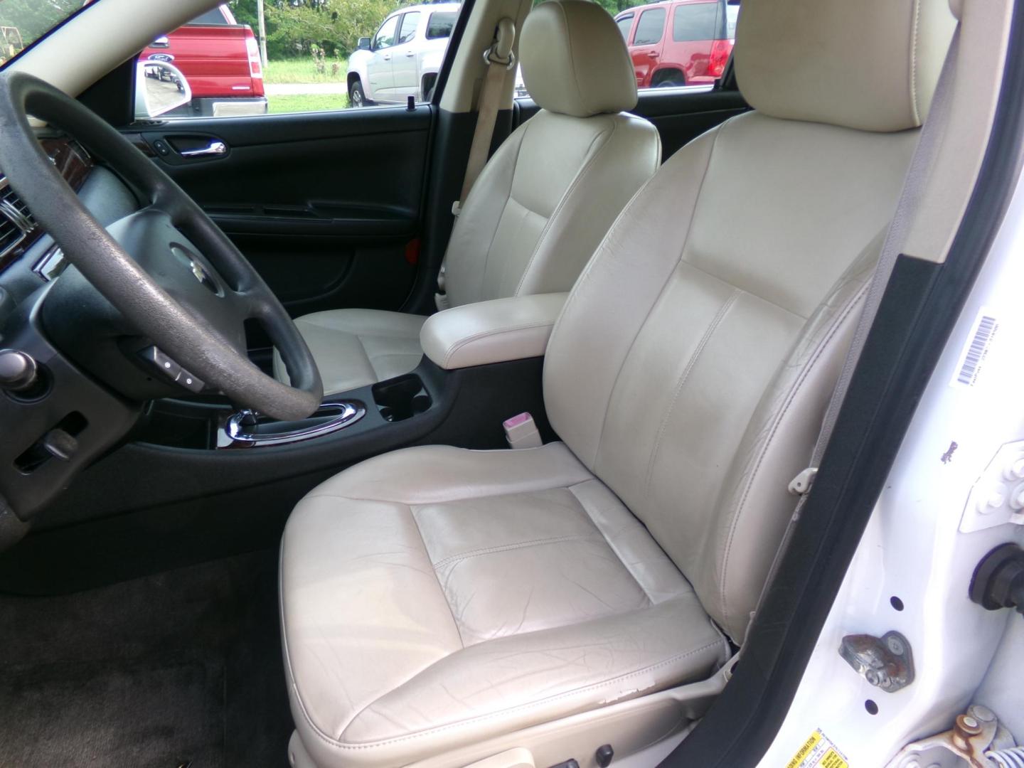 2016 Olympic White /Tan Chevrolet Impala Limited LTZ (2G1WC5E37G1) with an 3.6L V6 DOHC 16V FFV engine, 6-speed automatic transmission, located at 400 First NW, Bearden, AR, 71720, (870) 687-3414, 0.000000, 0.000000 - Photo#7