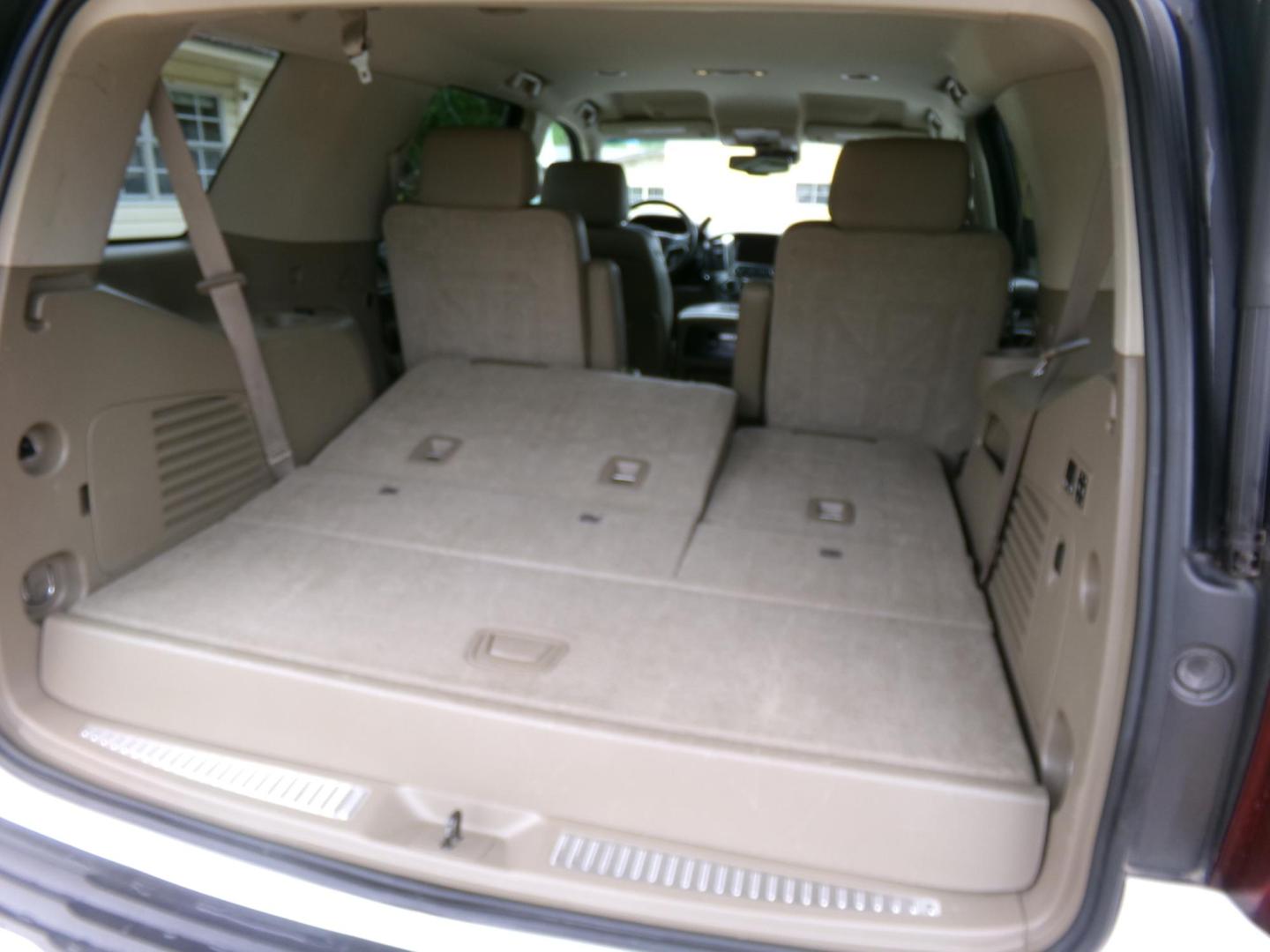 2016 White /Tan Chevrolet Tahoe LTZ 4WD (1GNSKCKC4GR) with an 5.3L V8 OHV 16V engine, 6-speed automatic transmission, located at 400 First NW, Bearden, AR, 71720, (870) 687-3414, 0.000000, 0.000000 - Photo#6