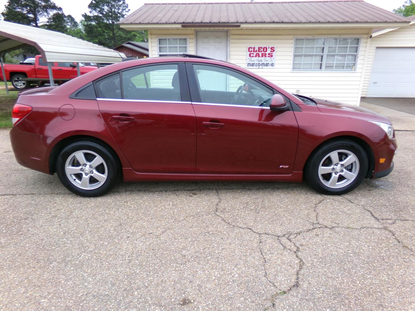2015 Autumn Bronze Metallic /Black Chevrolet Cruze 1LT Auto (1G1PC5SBXF7) with an 1.4L L4 DOHC 16V TURBO engine, 6-Speed Automatic transmission, located at 400 First NW, Bearden, AR, 71720, (870) 687-3414, 0.000000, 0.000000 - Photo#20