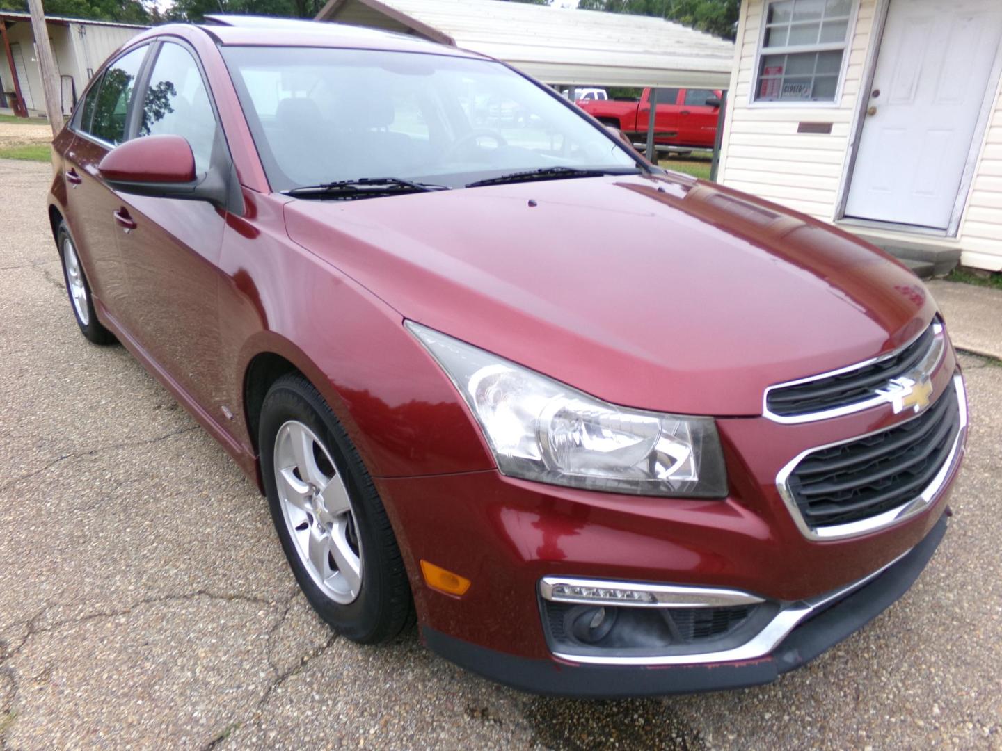2015 Autumn Bronze Metallic /Black Chevrolet Cruze 1LT Auto (1G1PC5SBXF7) with an 1.4L L4 DOHC 16V TURBO engine, 6-Speed Automatic transmission, located at 400 First NW, Bearden, AR, 71720, (870) 687-3414, 0.000000, 0.000000 - Photo#22